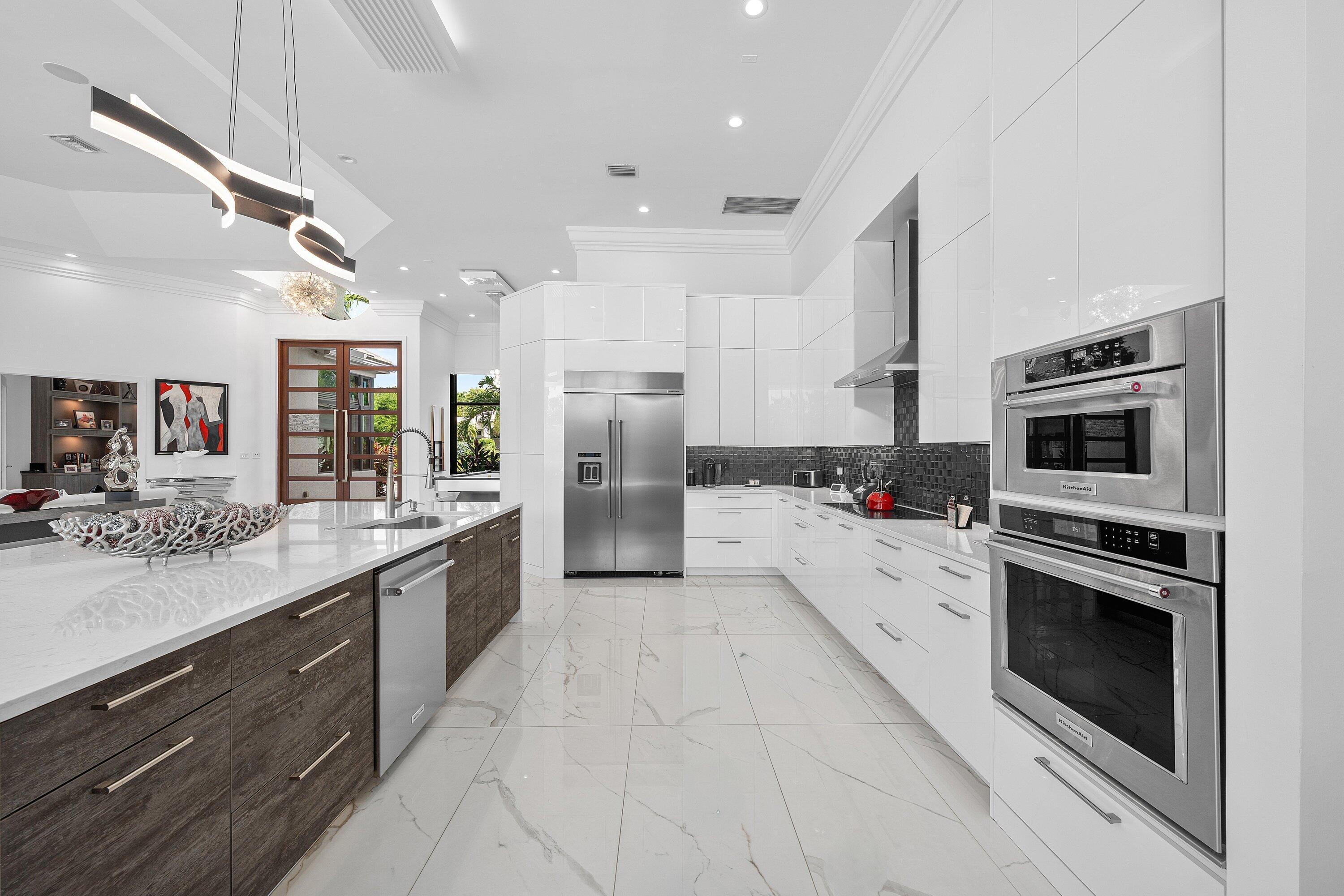 Boca Raton, Florida, 33487, United States, 5 Bedrooms Bedrooms, ,5 BathroomsBathrooms,Residential,For Sale,1995624