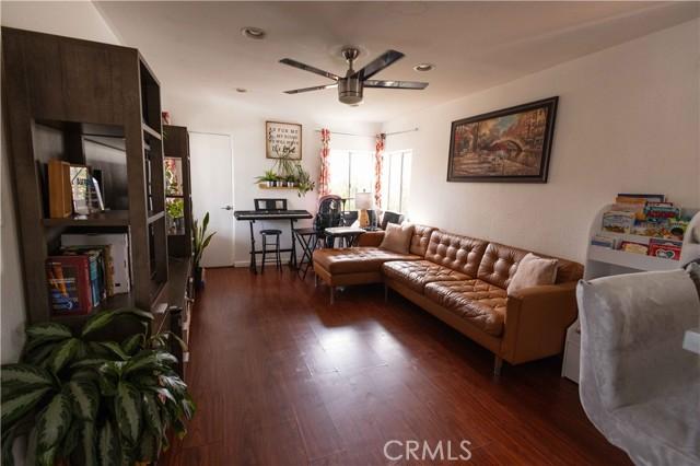 Los Angeles, California, 90059, United States, ,Residential,For Sale,1997747