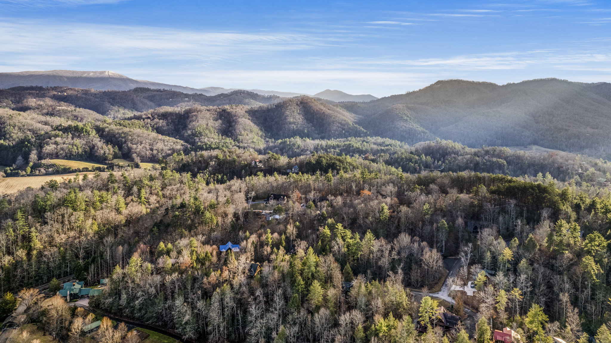 Sevierville, Tennessee, 37862, United States, 3 Bedrooms Bedrooms, ,2 BathroomsBathrooms,Residential,For Sale,1930187