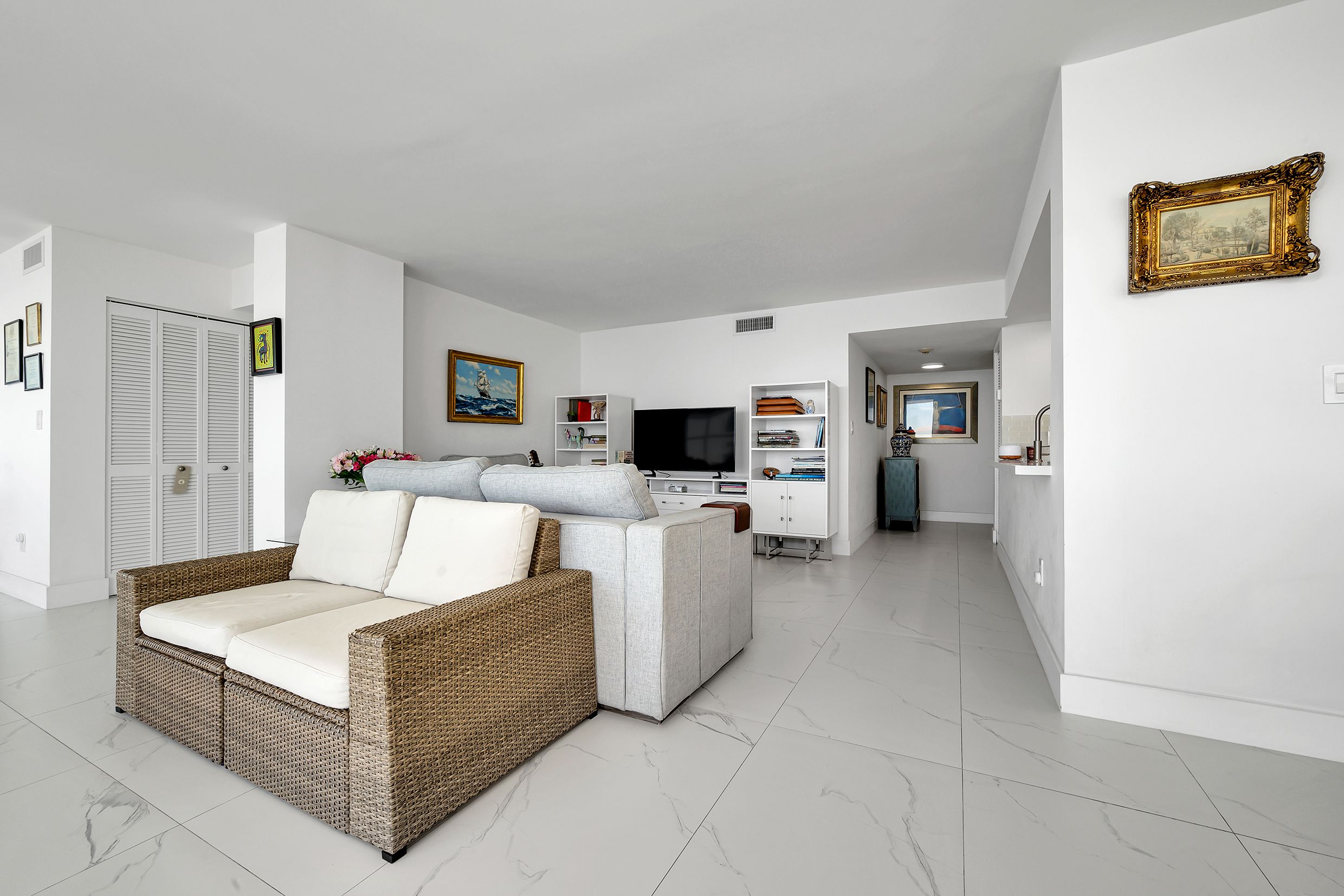  1420 Brickell Bay Dr, Miami, FL, 33131 - 物件實景