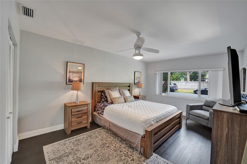 Oakland Park, Florida, 33334, United States, 4 Bedrooms Bedrooms, ,2 BathroomsBathrooms,Residential,For Sale,1934491