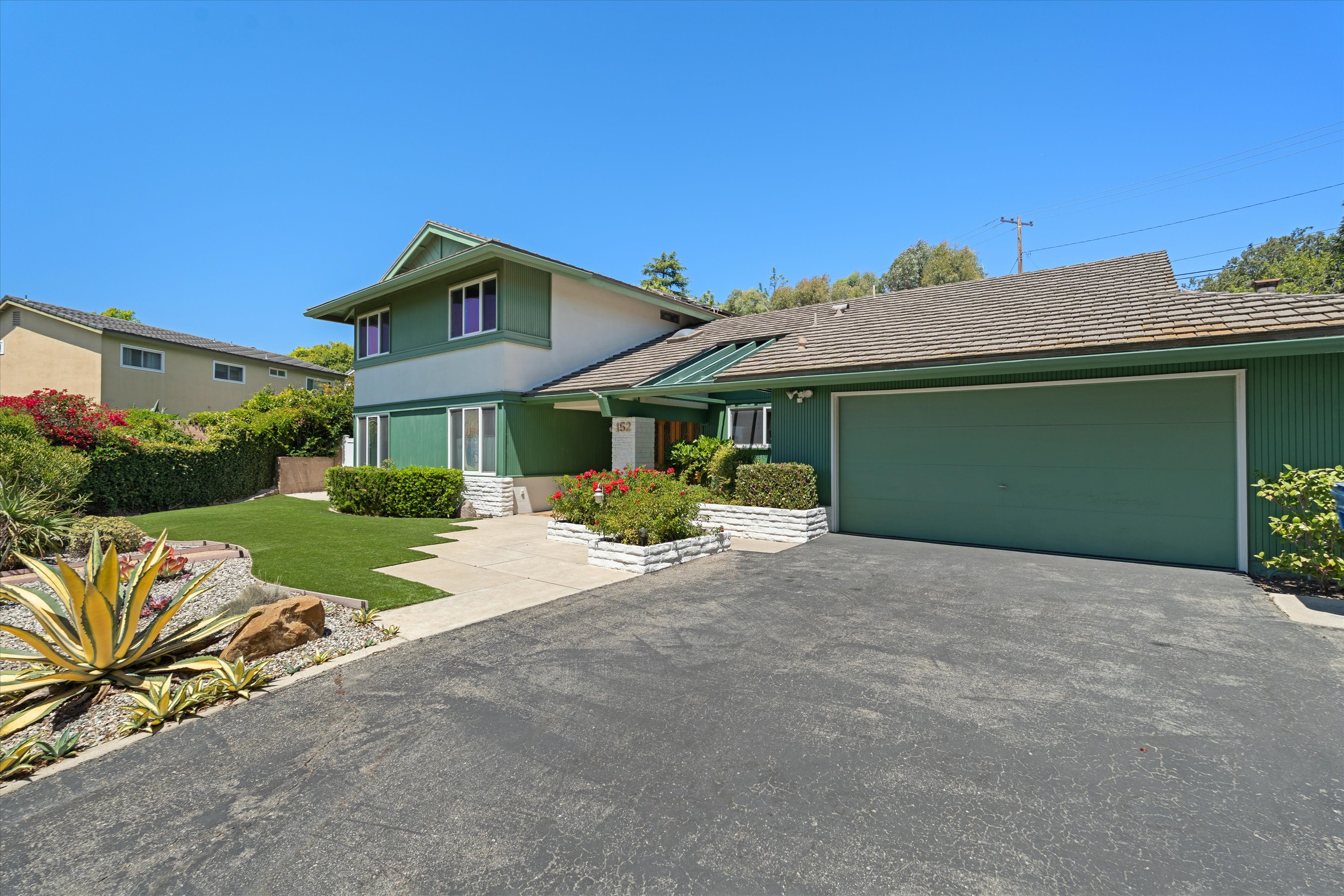 Thousand Oaks, California, 91360, United States, 5 Bedrooms Bedrooms, ,3 BathroomsBathrooms,Residential,For Sale,1895028