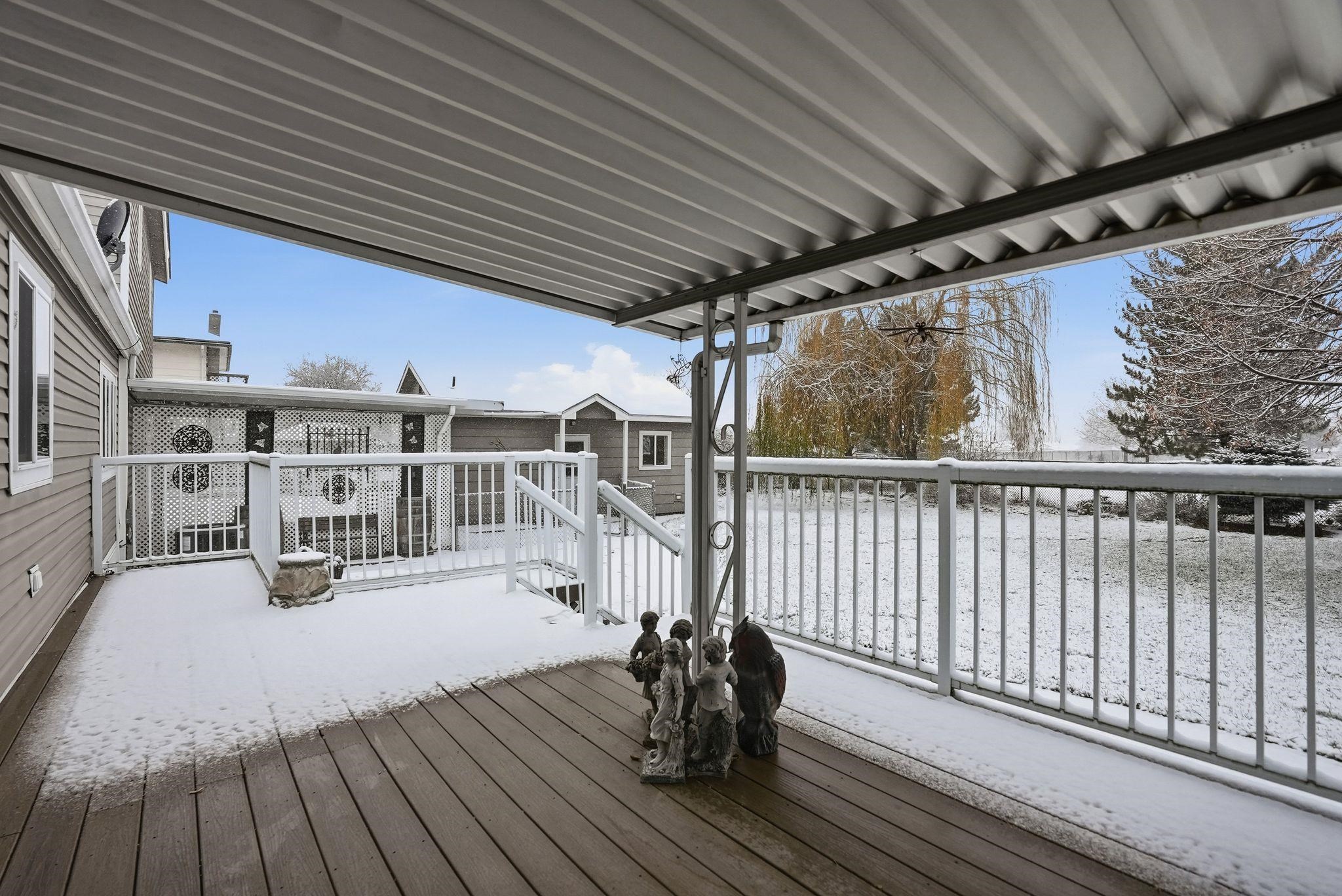 Greenacres, Washington, 99016, United States, 5 Bedrooms Bedrooms, ,2 BathroomsBathrooms,Residential,For Sale,2001748