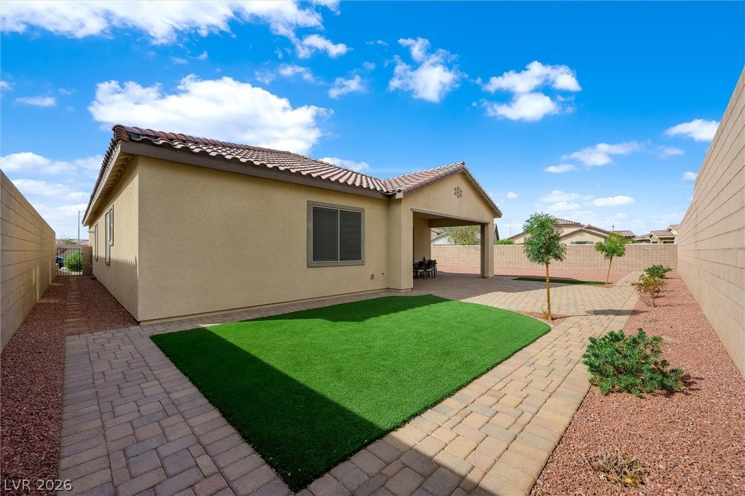 Henderson, Nevada, 89011, United States, 4 Bedrooms Bedrooms, ,2 BathroomsBathrooms,Residential,For Sale,2024646