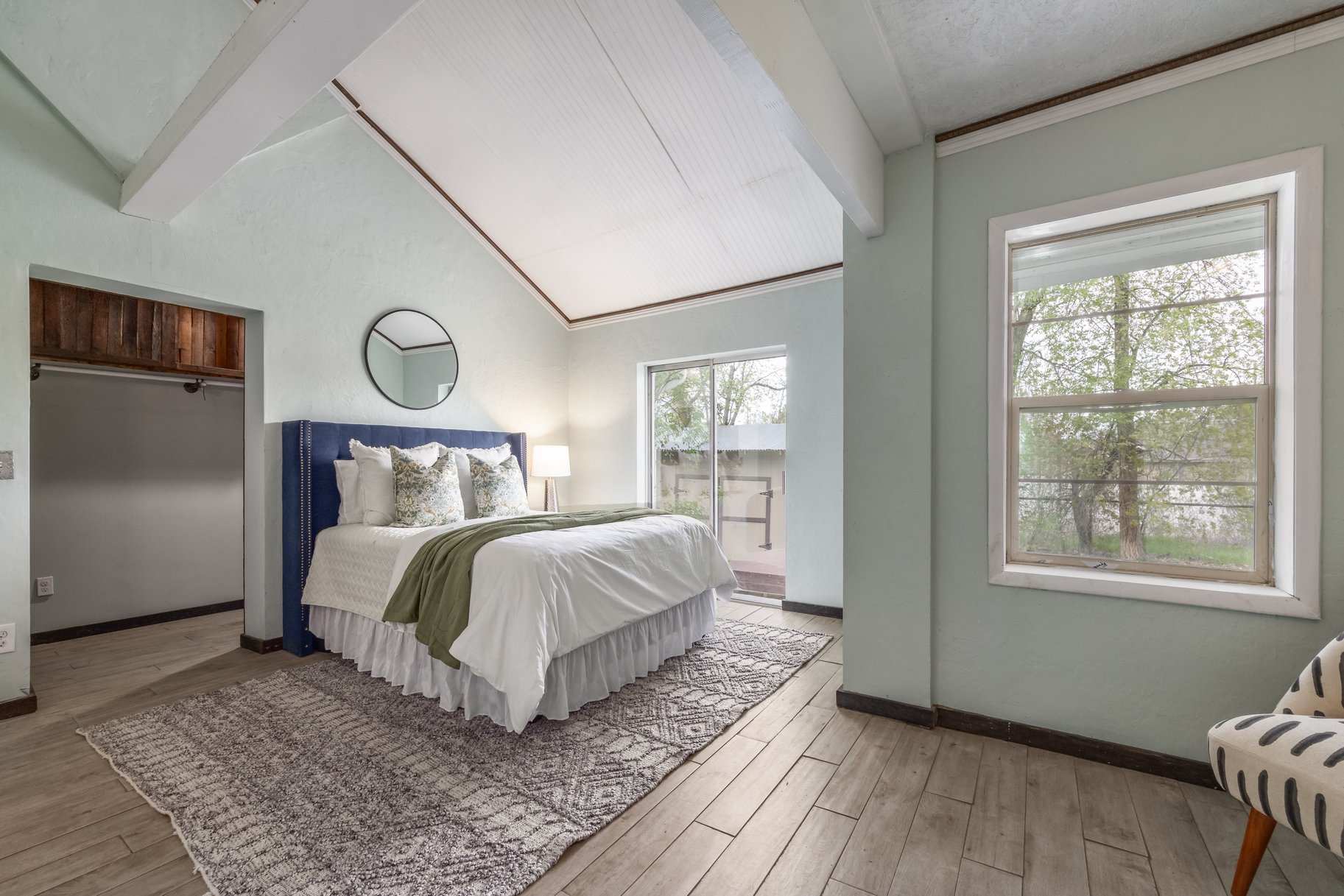  Spacious Property Down a Private Lane - 物件實景