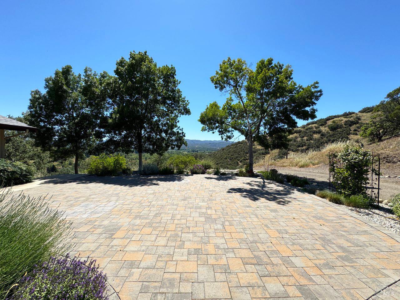 Lakeport, California, 95453, United States, 4 Bedrooms Bedrooms, ,3 BathroomsBathrooms,Residential,For Sale,2015104