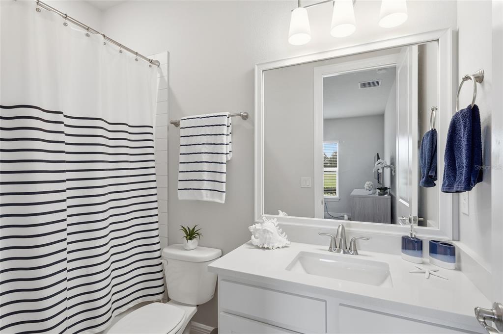 Sarasota, Florida, 34237, United States, 3 Bedrooms Bedrooms, ,4 BathroomsBathrooms,Residential,For Sale,1989213