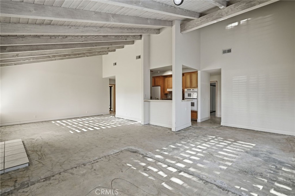 Newport Beach, California, 92660, United States, 2 Bedrooms Bedrooms, ,2 BathroomsBathrooms,Residential,For Sale,1988244