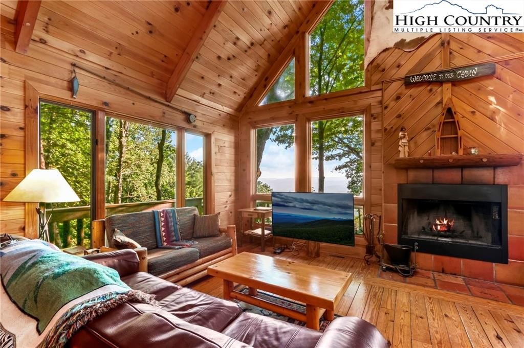 Ferguson, North Carolina, 28624, United States, 3 Bedrooms Bedrooms, ,2 BathroomsBathrooms,Residential,For Sale,1984424