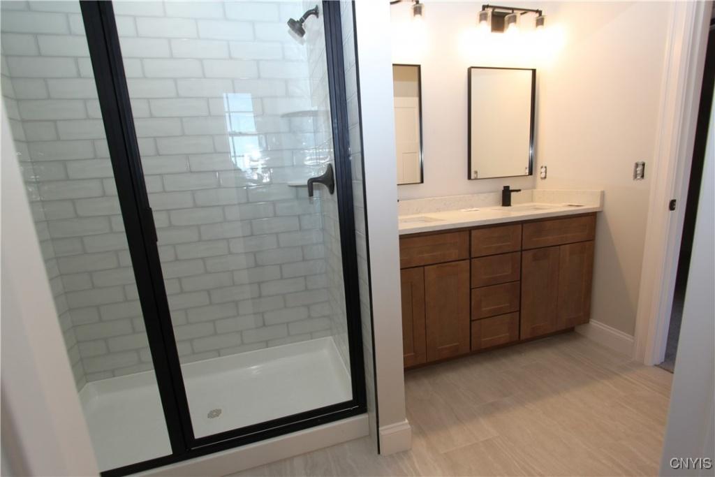 Baldwinsville, New York, 13027, United States, 4 Bedrooms Bedrooms, ,3 BathroomsBathrooms,Residential,For Sale,1686652