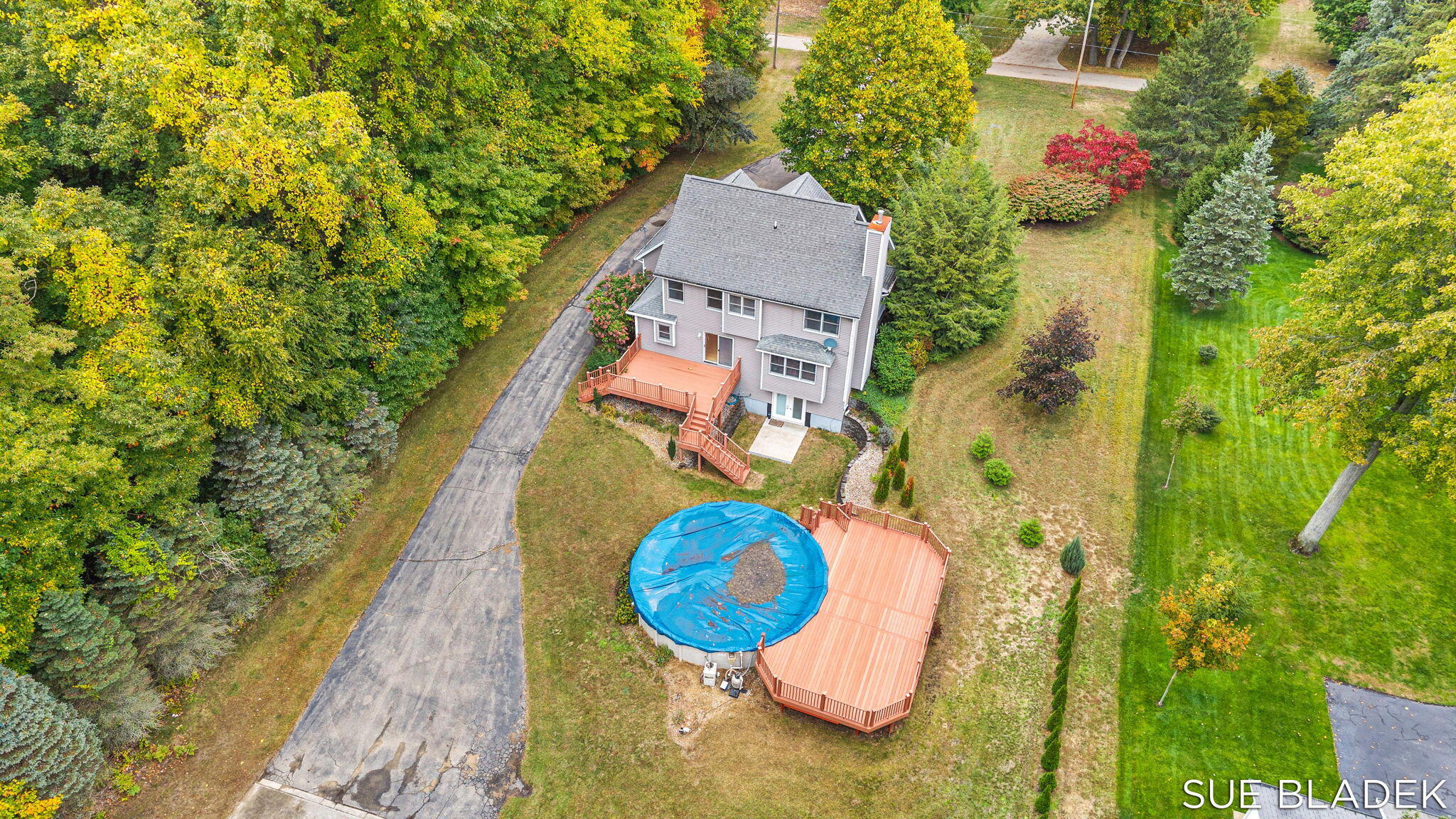 Fennville, Michigan, 49408, United States, 4 Bedrooms Bedrooms, ,4 BathroomsBathrooms,Residential,For Sale,1966449