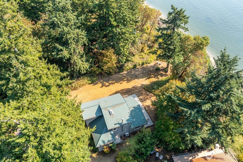 Hat Island, Washington, 98206, United States, 3 Bedrooms Bedrooms, ,1 BathroomBathrooms,Residential,For Sale,1974071