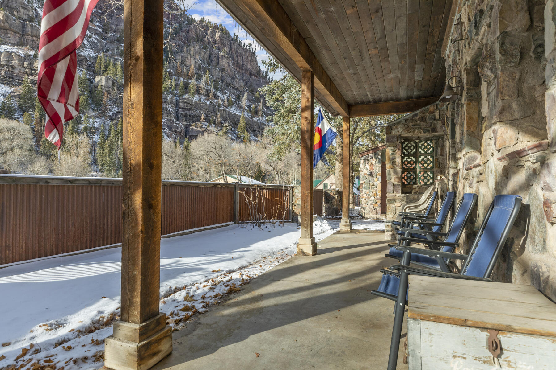 Mission Rock Residential Triplex in Downtown Ouray - 物件實景