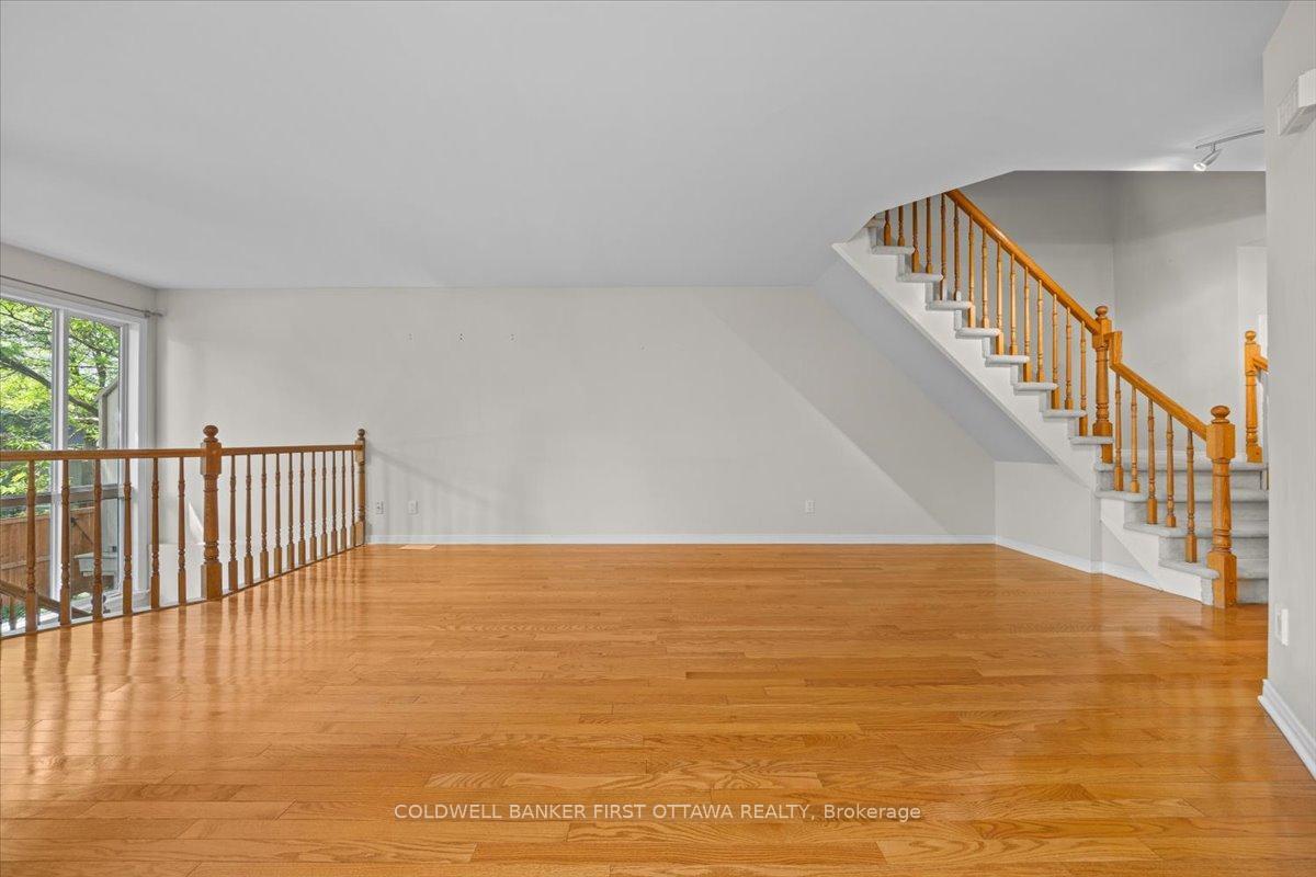 BEACON HILL NORTH - SOUTH AND AREA, Ontario, K1J 1J2, CA, 3 Bedrooms Bedrooms, ,Residential,For Sale,1903581