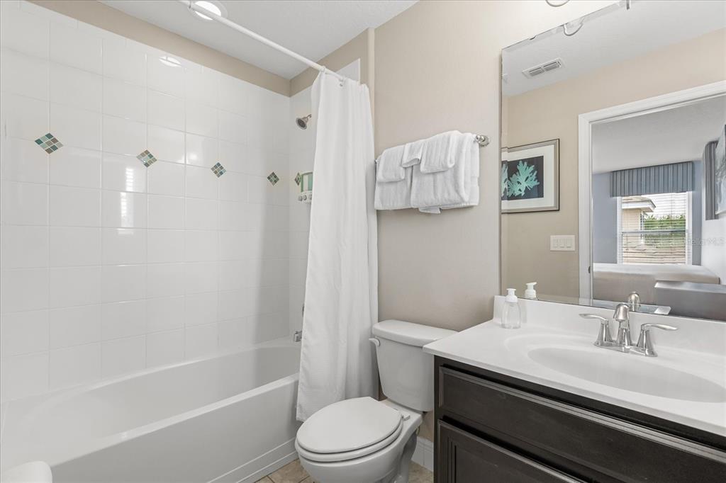 Davenport, Florida, 33837, United States, 6 Bedrooms Bedrooms, ,5 BathroomsBathrooms,Residential,For Sale,1821161