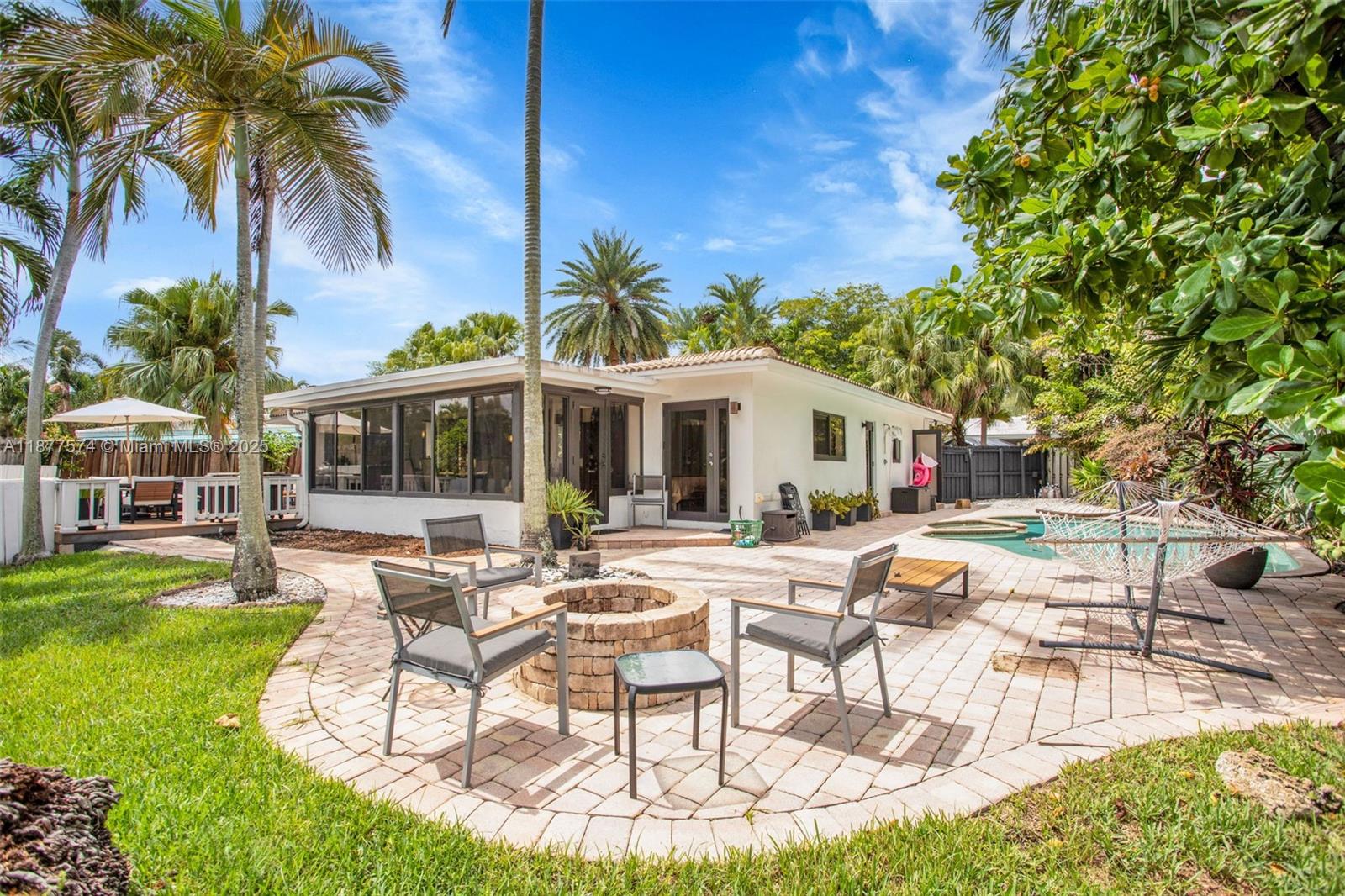 Wilton Manors, Florida, 33334, United States, 3 Bedrooms Bedrooms, ,3 BathroomsBathrooms,Residential,For Sale,1947052