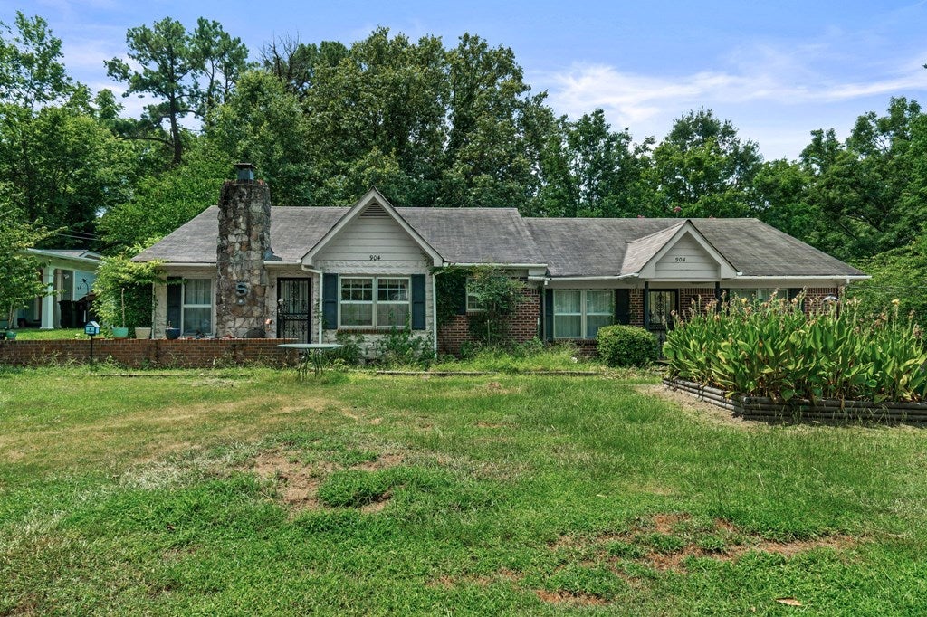 OXFORD, Mississippi, 38655, United States, 3 Bedrooms Bedrooms, ,3 BathroomsBathrooms,Residential,For Sale,1903883