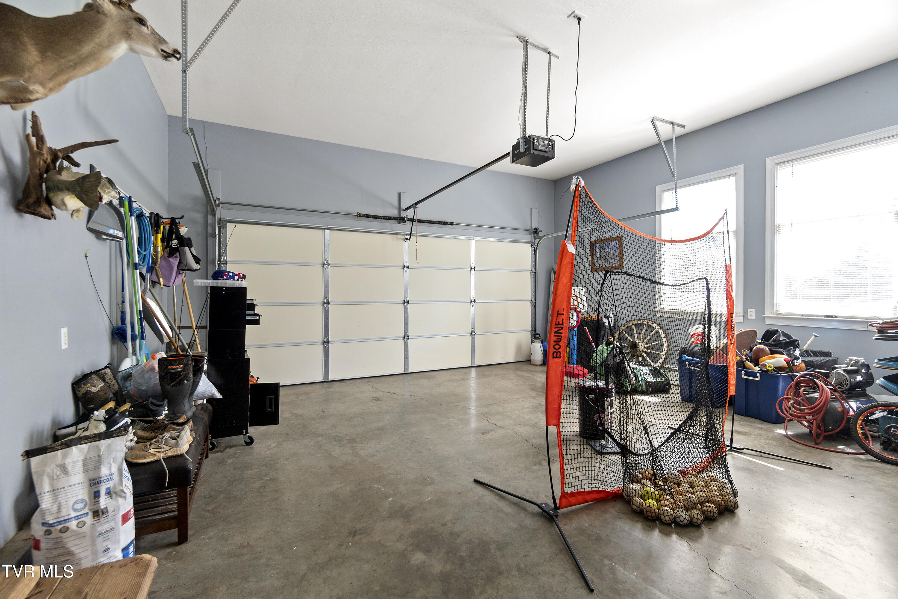 Greeneville, Tennessee, 37743, United States, 4 Bedrooms Bedrooms, ,3 BathroomsBathrooms,Residential,For Sale,1997780