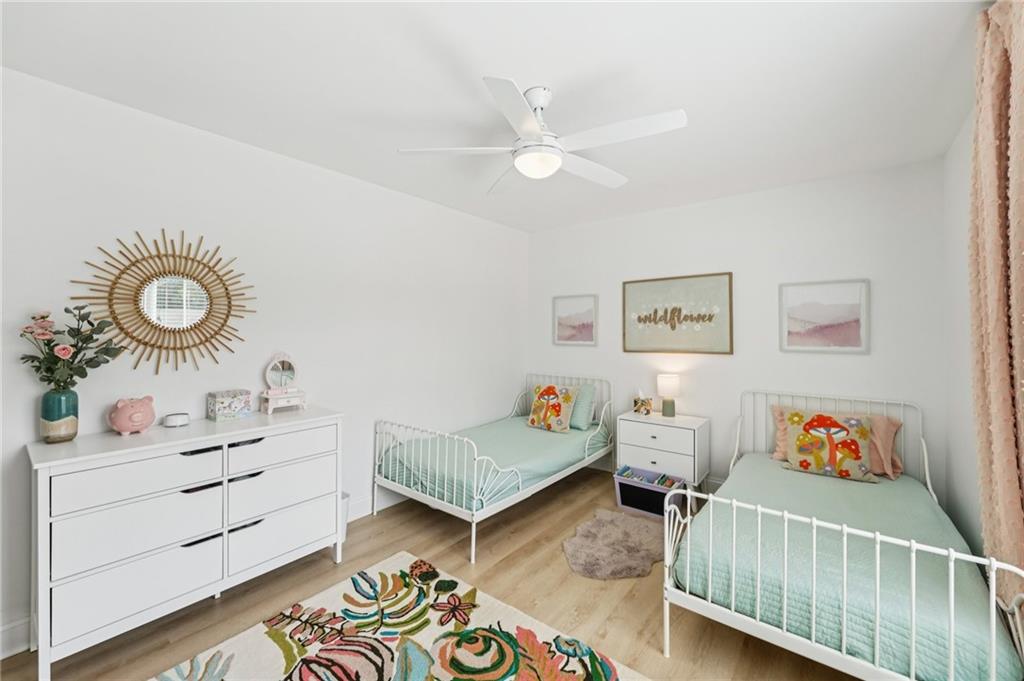 Canton, Georgia, 30114, United States, 6 Bedrooms Bedrooms, ,4 BathroomsBathrooms,Residential,For Sale,1978205