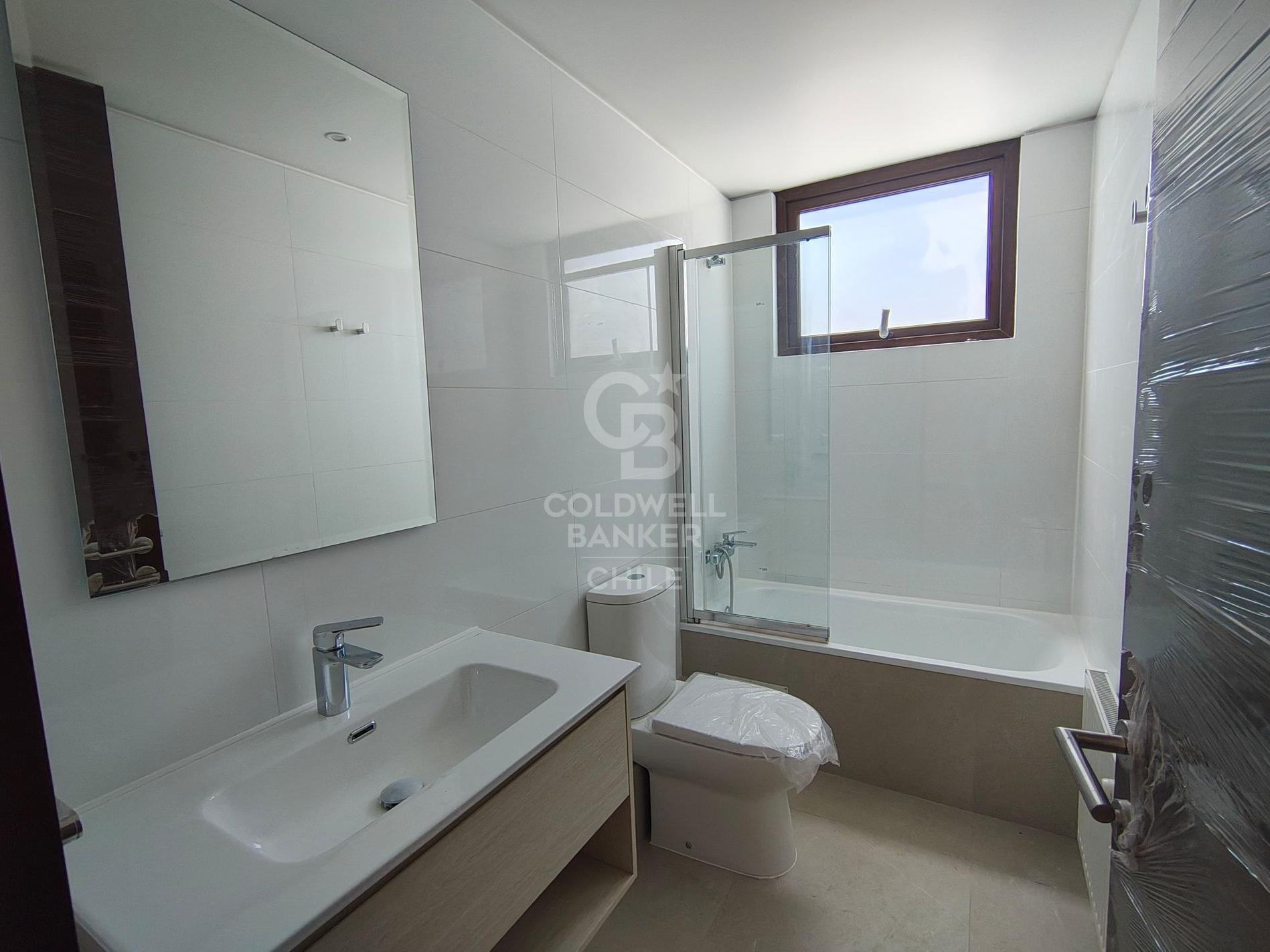 Colina, Chile, 4 Bedrooms Bedrooms, ,3 BathroomsBathrooms,Residential,For Sale,1994931