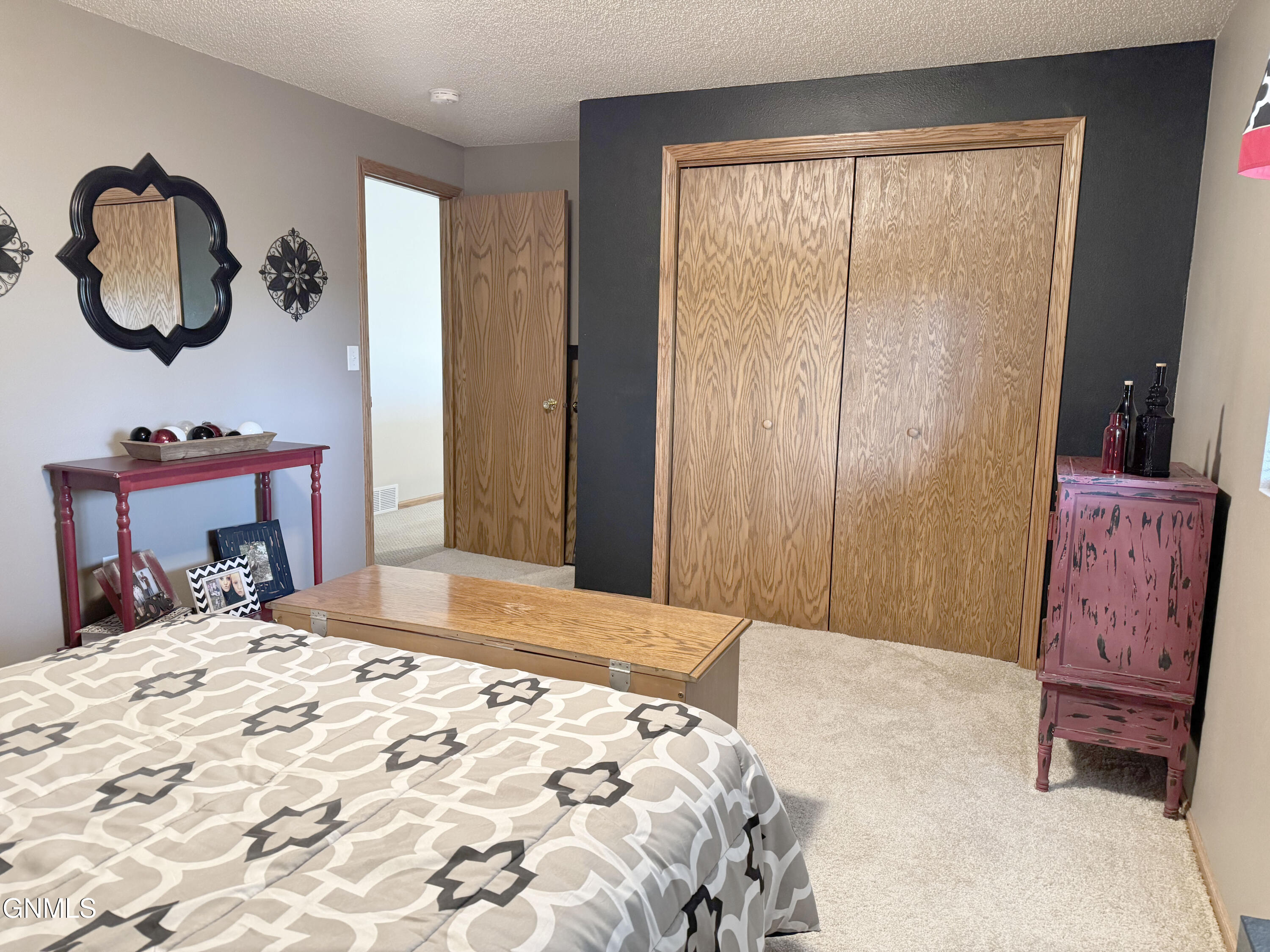 Bismarck, North Dakota, 58503, United States, 5 Bedrooms Bedrooms, ,2 BathroomsBathrooms,Residential,For Sale,2001566