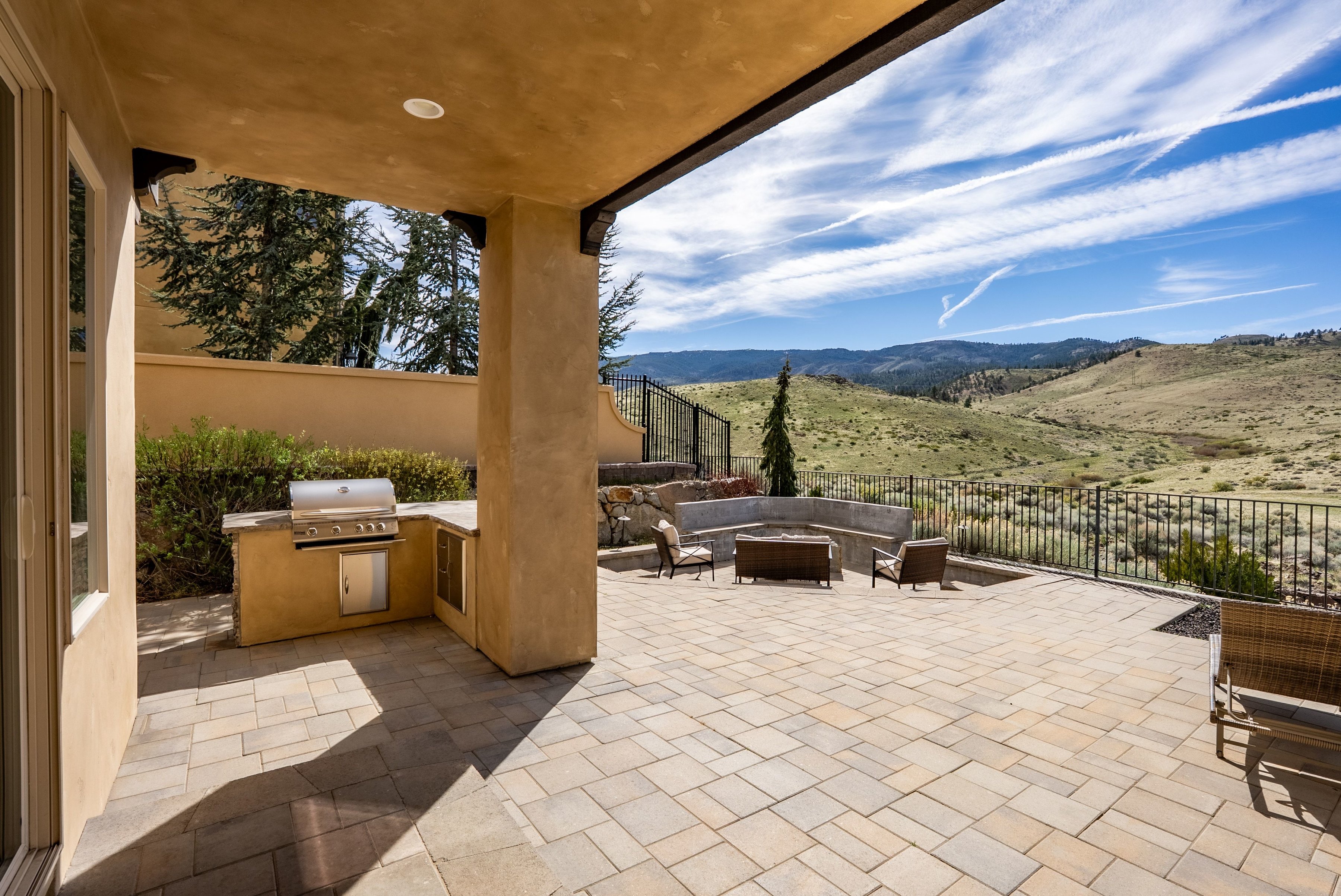  Luxurious Modern Farmhouse with Breathtaking Views - 物件實景