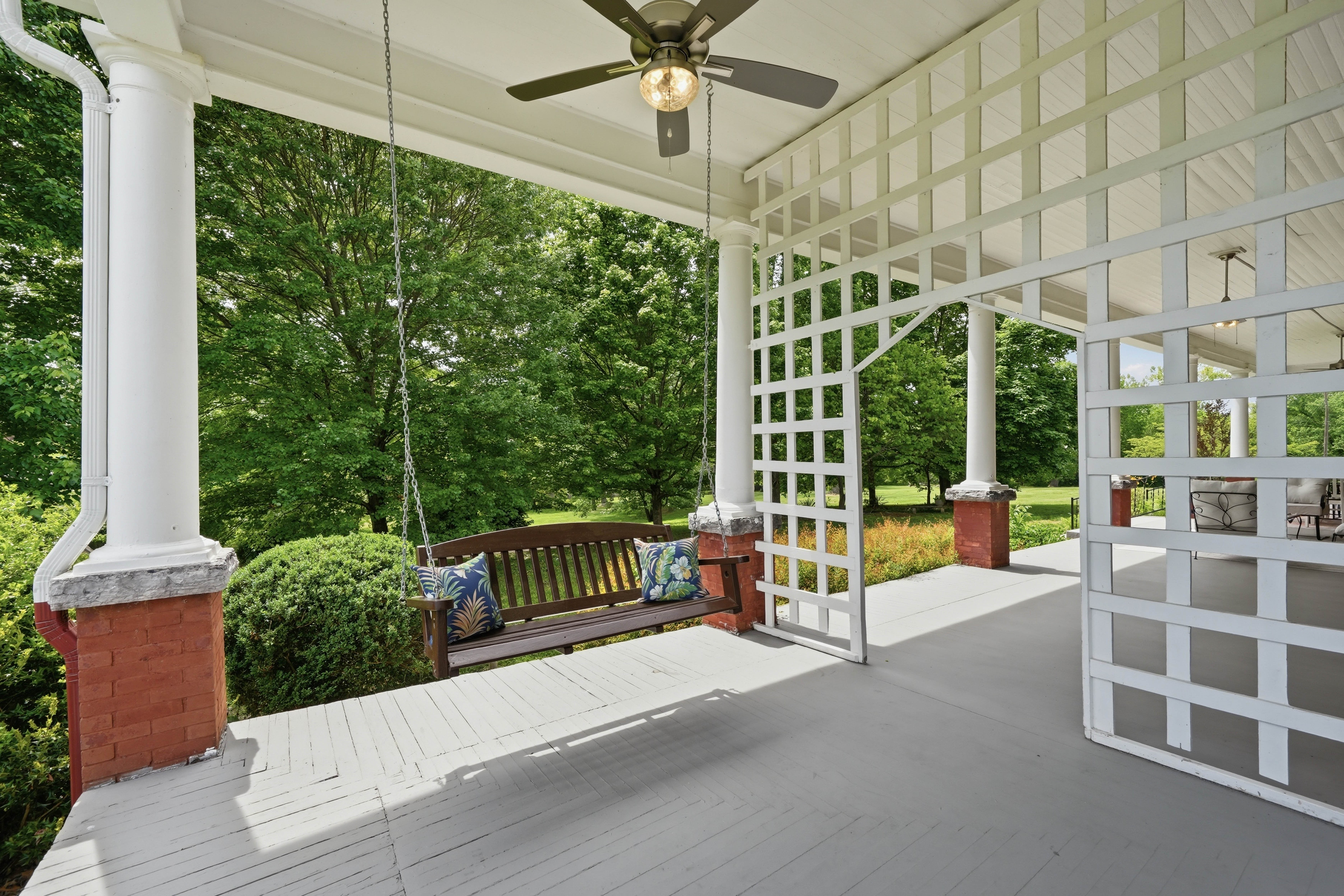  240 Maplehurst Lane, Bluff City, TN 37618 - 物件實景