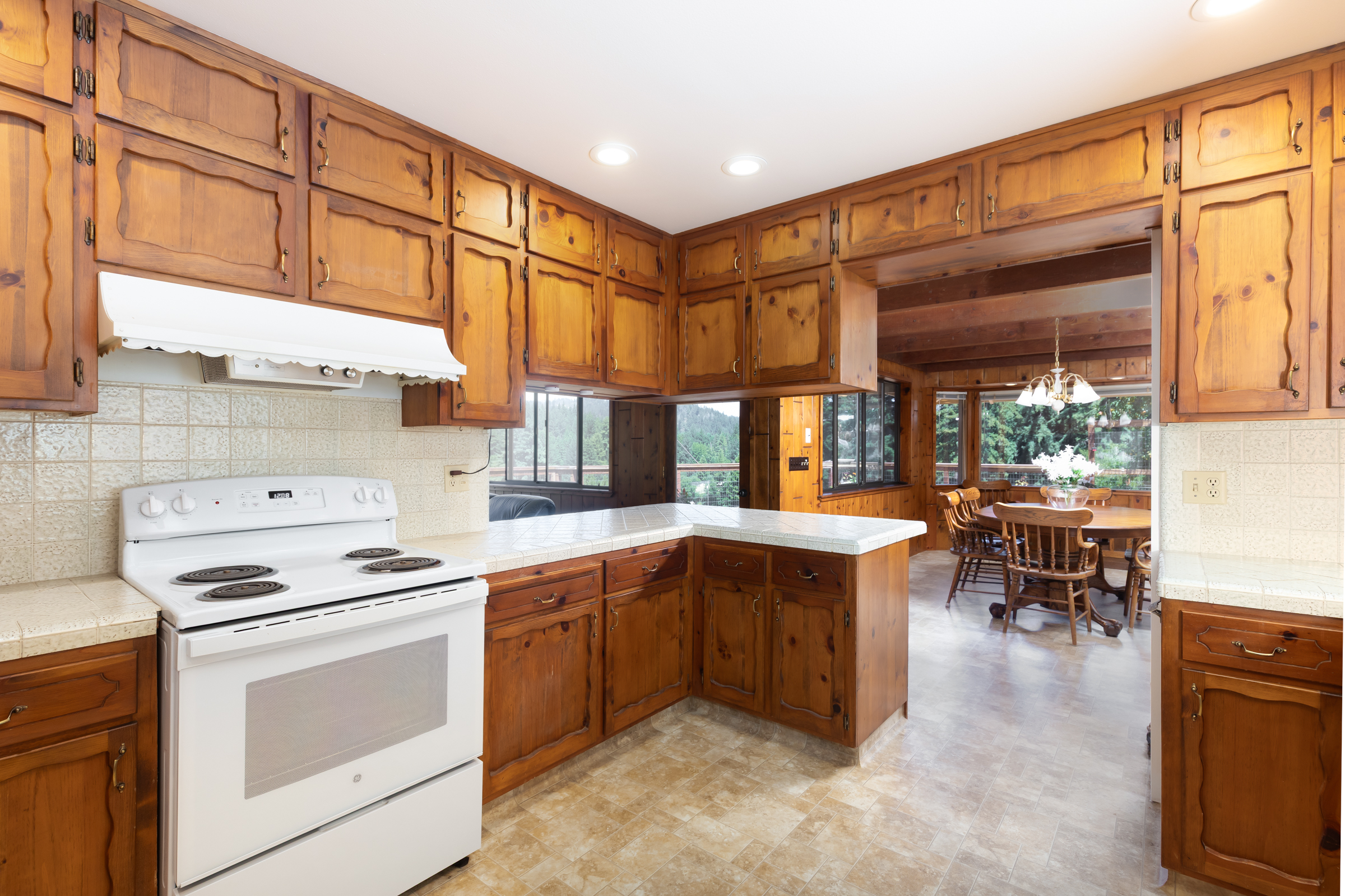 Boulder Creek, California, 95006, United States, 2 Bedrooms Bedrooms, ,3 BathroomsBathrooms,Residential,For Sale,1899975