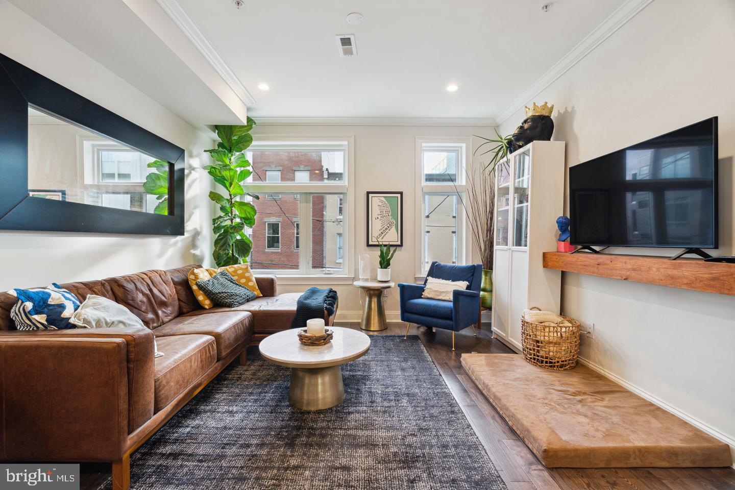 Philadelphia, Pennsylvania, 19130, United States, 3 Bedrooms Bedrooms, ,3 BathroomsBathrooms,Residential,For Sale,1959206