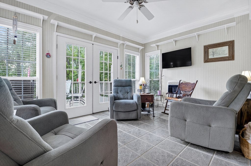 Talking Rock, Georgia, 30175, United States, 5 Bedrooms Bedrooms, ,4 BathroomsBathrooms,Residential,For Sale,1848832