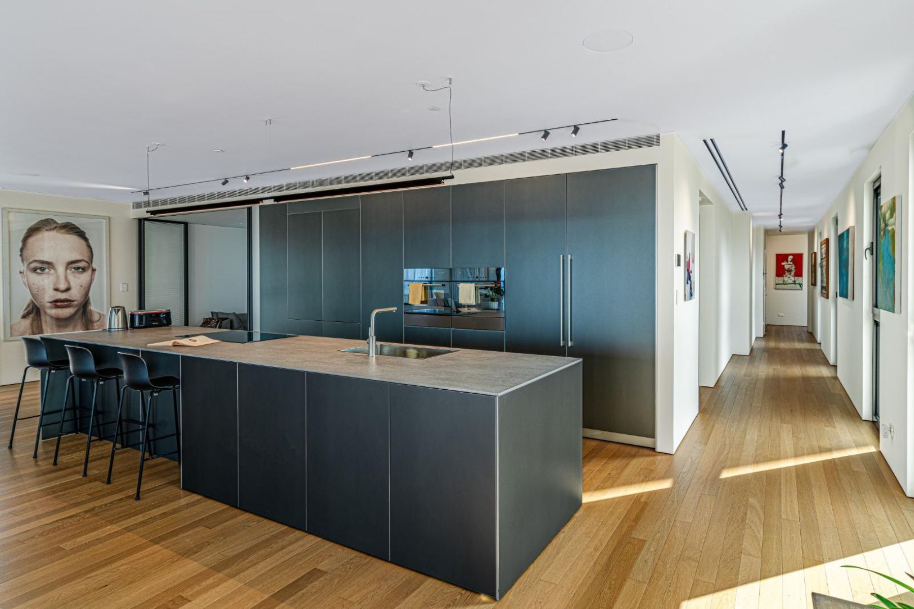  Sea View Designer Mini Penthouse by Metzizim Beach - 物件實景