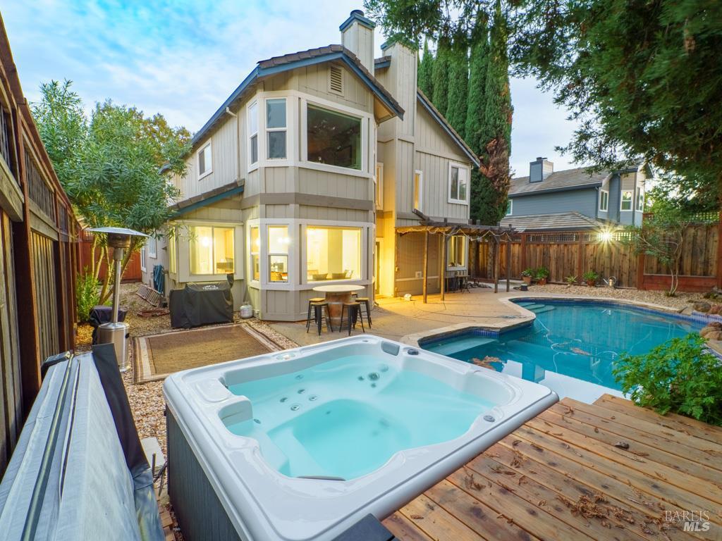 Vacaville, California, 95687, United States, 4 Bedrooms Bedrooms, ,3 BathroomsBathrooms,Residential,For Sale,1978415