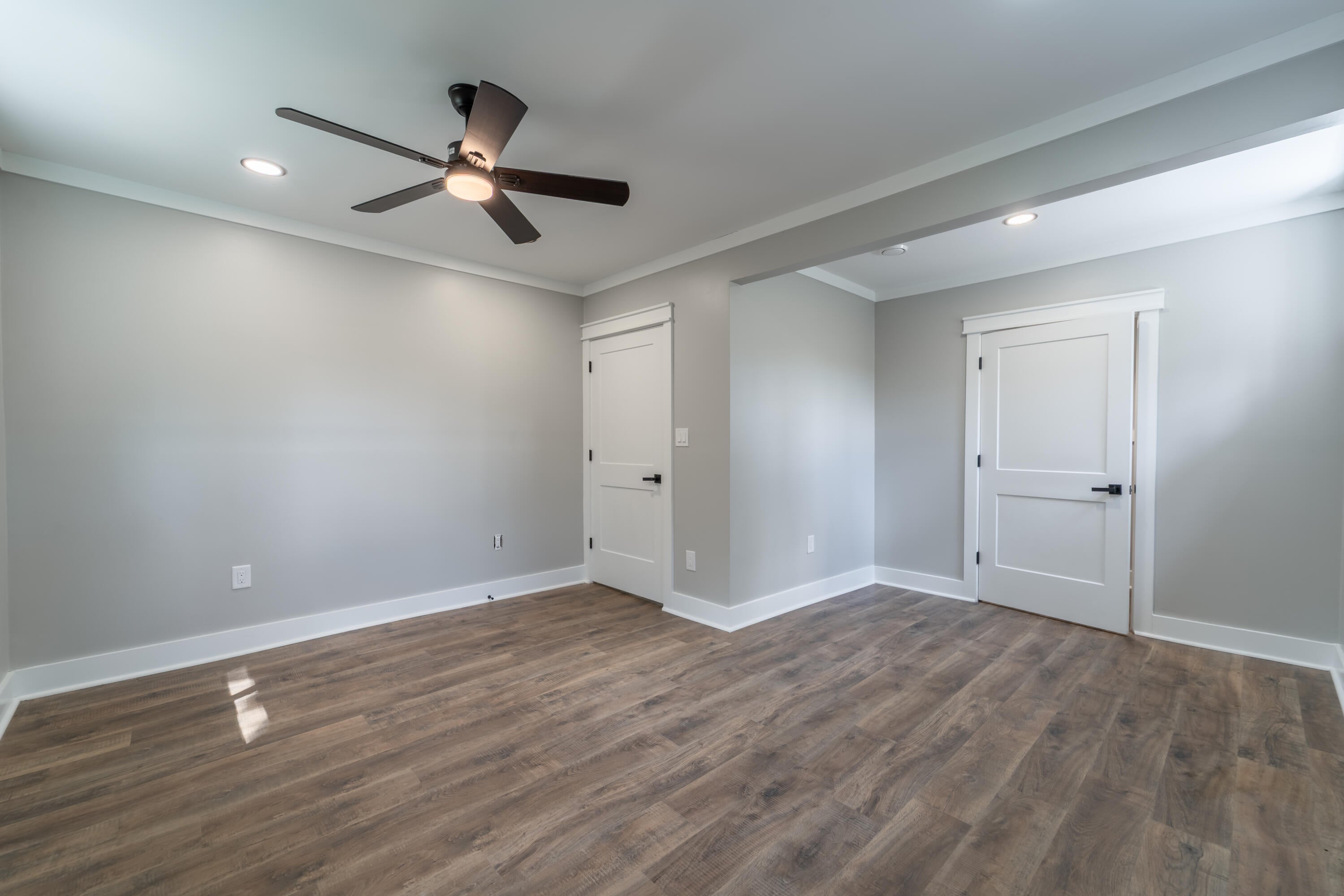 Berea, Kentucky, 40403, United States, 4 Bedrooms Bedrooms, ,4 BathroomsBathrooms,Residential,For Sale,1979235