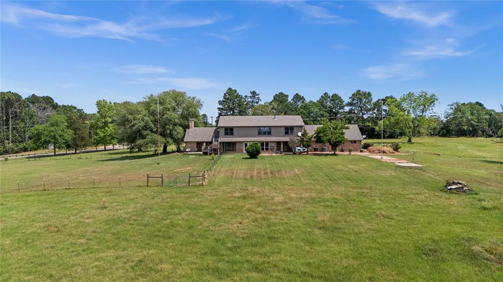 Jacksonville, Texas, 75766, United States, 6 Bedrooms Bedrooms, ,4 BathroomsBathrooms,Residential,For Sale,1992148