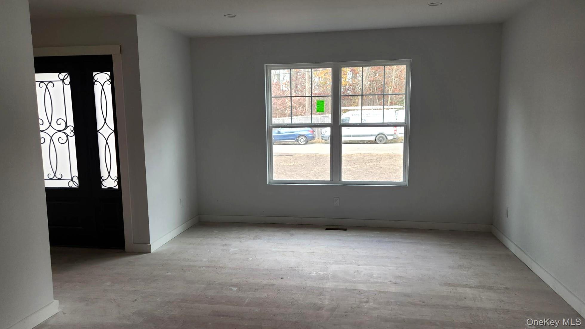 Shirley, New York, 11967, United States, 4 Bedrooms Bedrooms, ,3 BathroomsBathrooms,Residential,For Sale,1992019