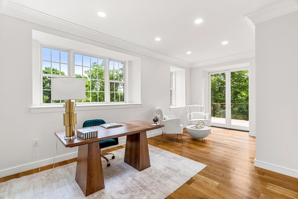 Natick, Massachusetts, 01760, United States, 5 Bedrooms Bedrooms, ,6 BathroomsBathrooms,Residential,For Sale,1901321