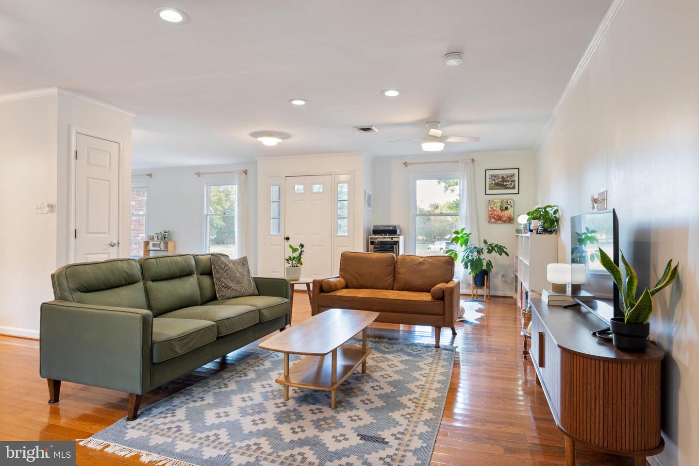 Bryans Road, Maryland, 20616, United States, 3 Bedrooms Bedrooms, ,2 BathroomsBathrooms,Residential,For Sale,1965658