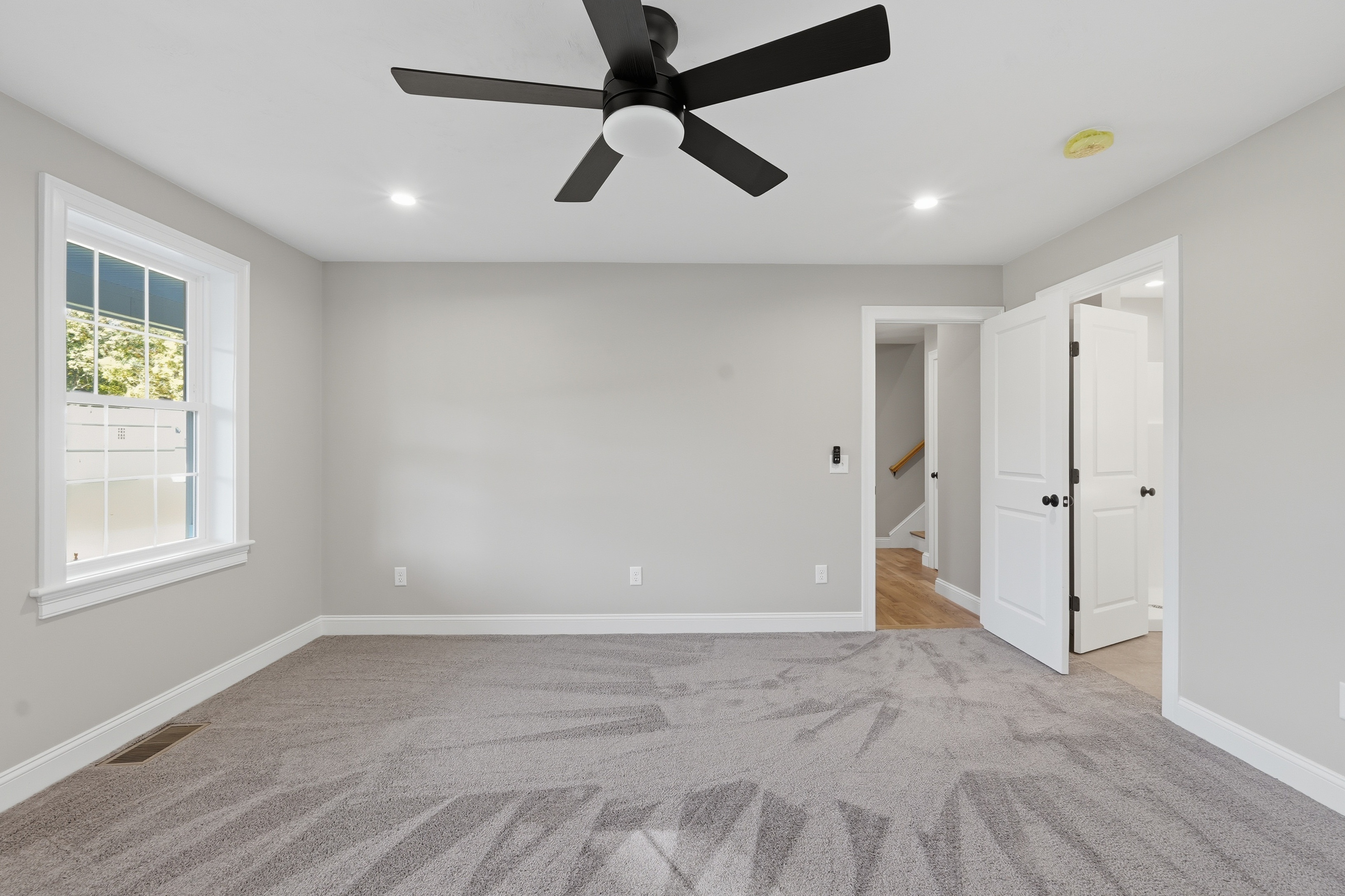  126 Townsend Harbor Road, Lunenburg, MA 01462 - 物件實景