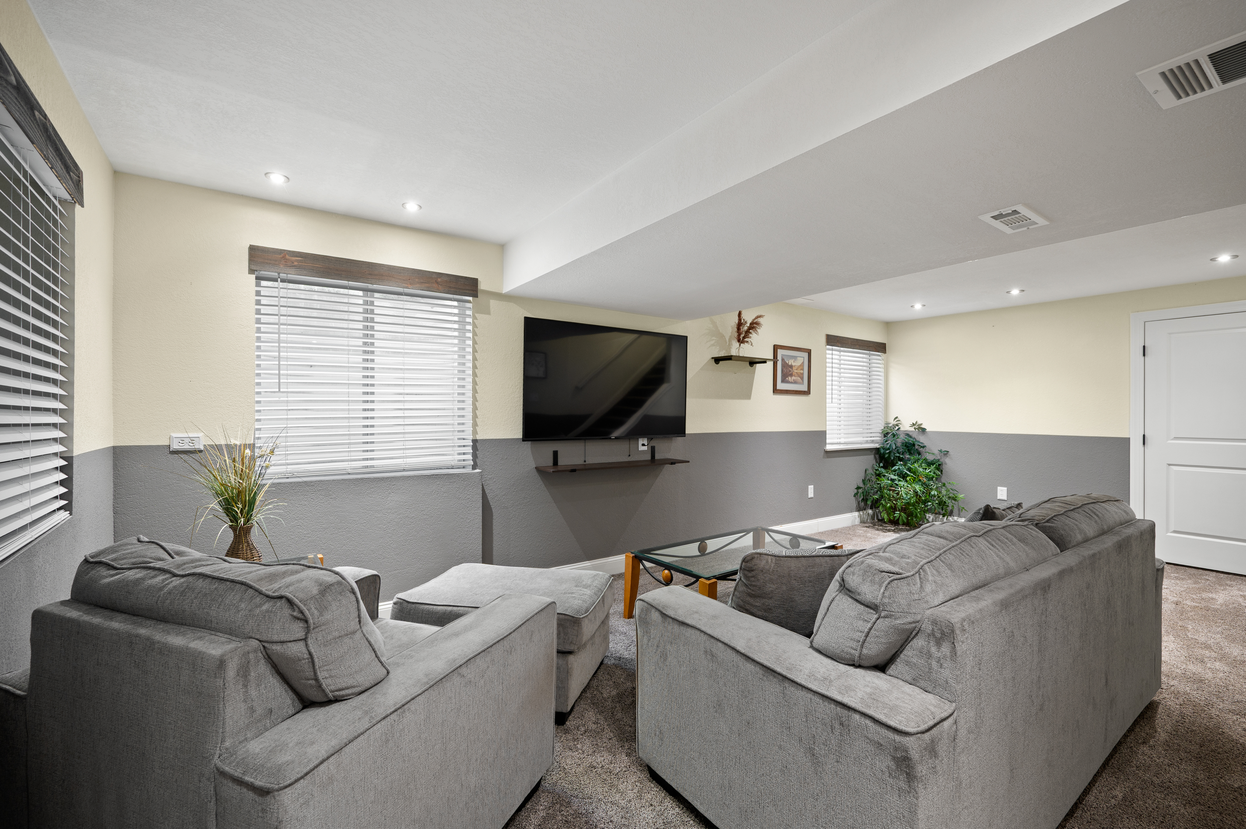  Nestled in the Highly Sought-After Fox Run Community - 物件實景