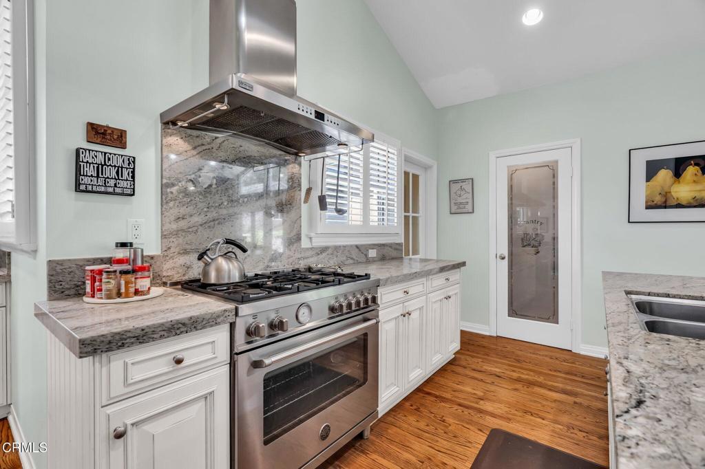 Altadena, California, 91001, United States, 3 Bedrooms Bedrooms, ,3 BathroomsBathrooms,Residential,For Sale,1903574