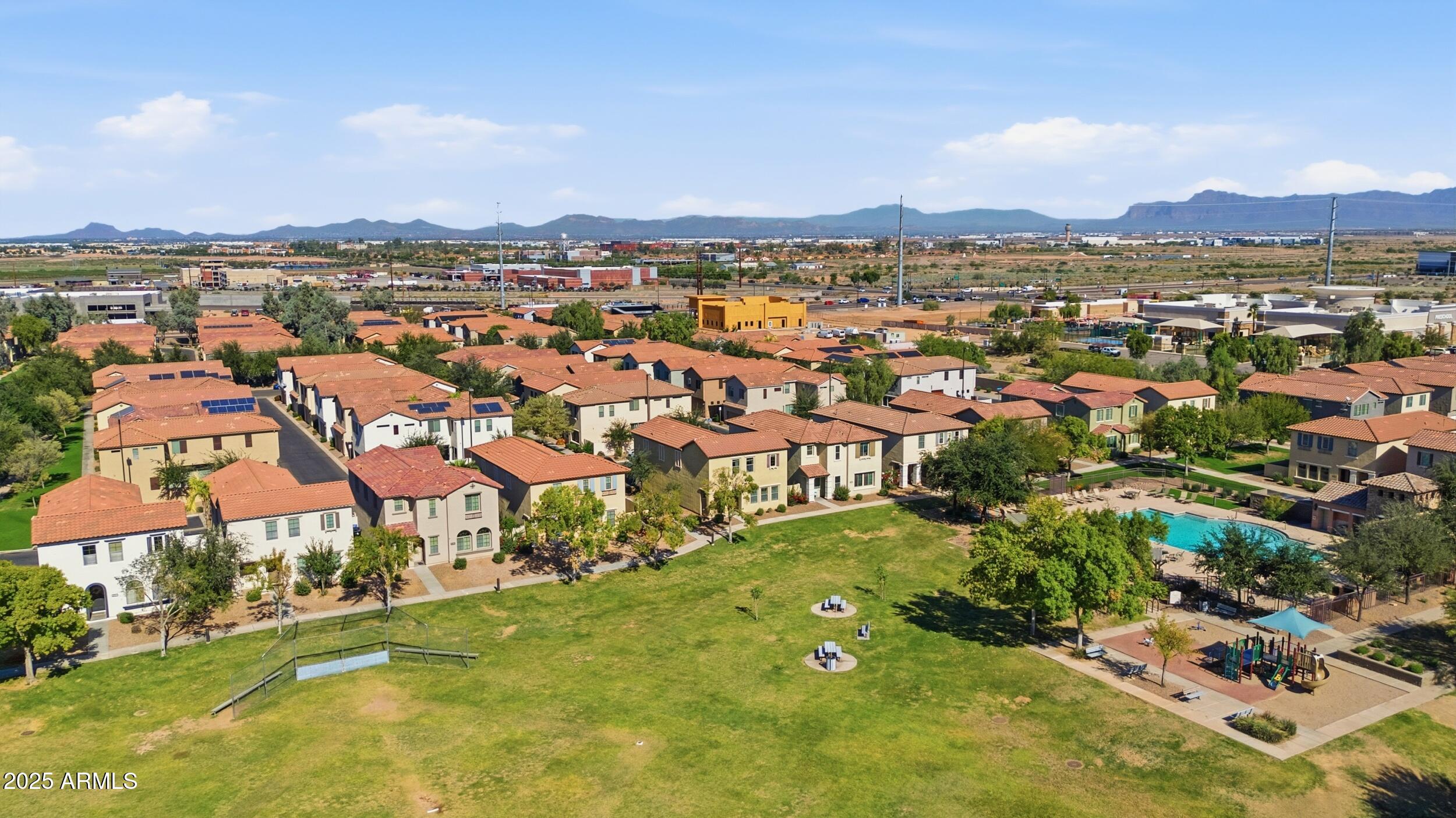 Gilbert, Arizona, 85297, United States, 3 Bedrooms Bedrooms, ,3 BathroomsBathrooms,Residential,For Sale,1991176