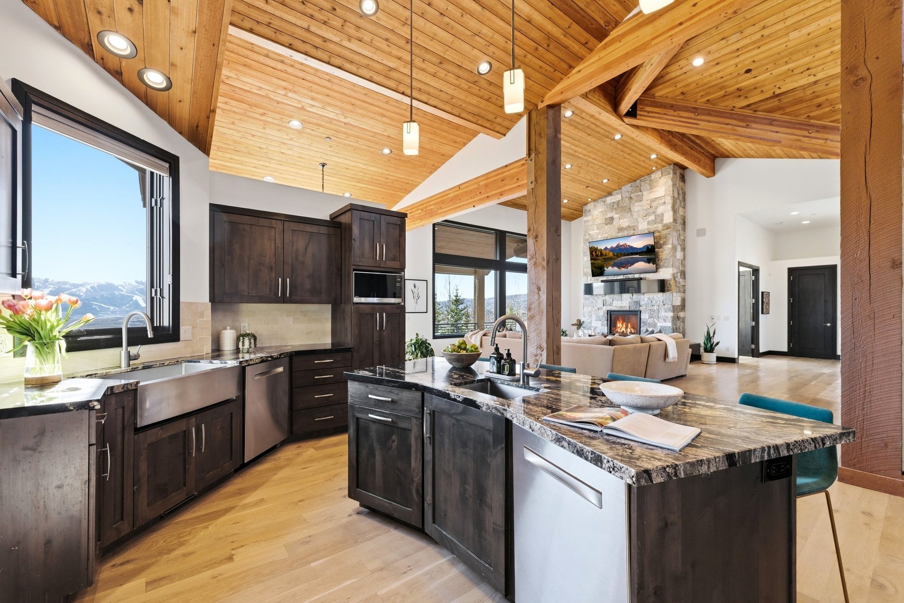  Beautiful Home with Forever Unobstructed Views on 10 Acres - 物件實景