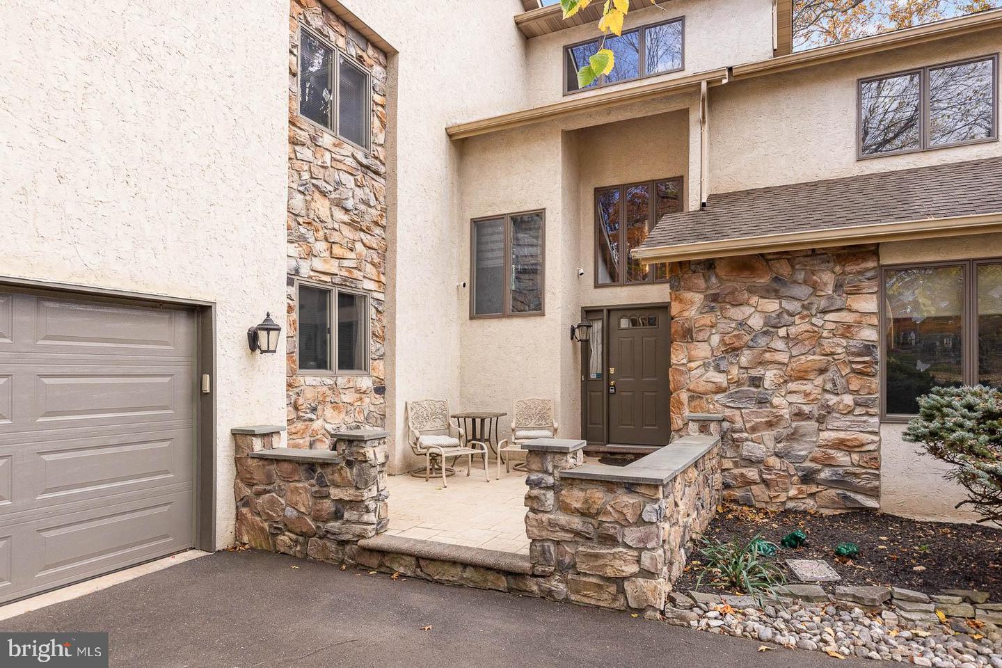 Chalfont, Pennsylvania, 18914, United States, 4 Bedrooms Bedrooms, ,4 BathroomsBathrooms,Residential,For Sale,1991074