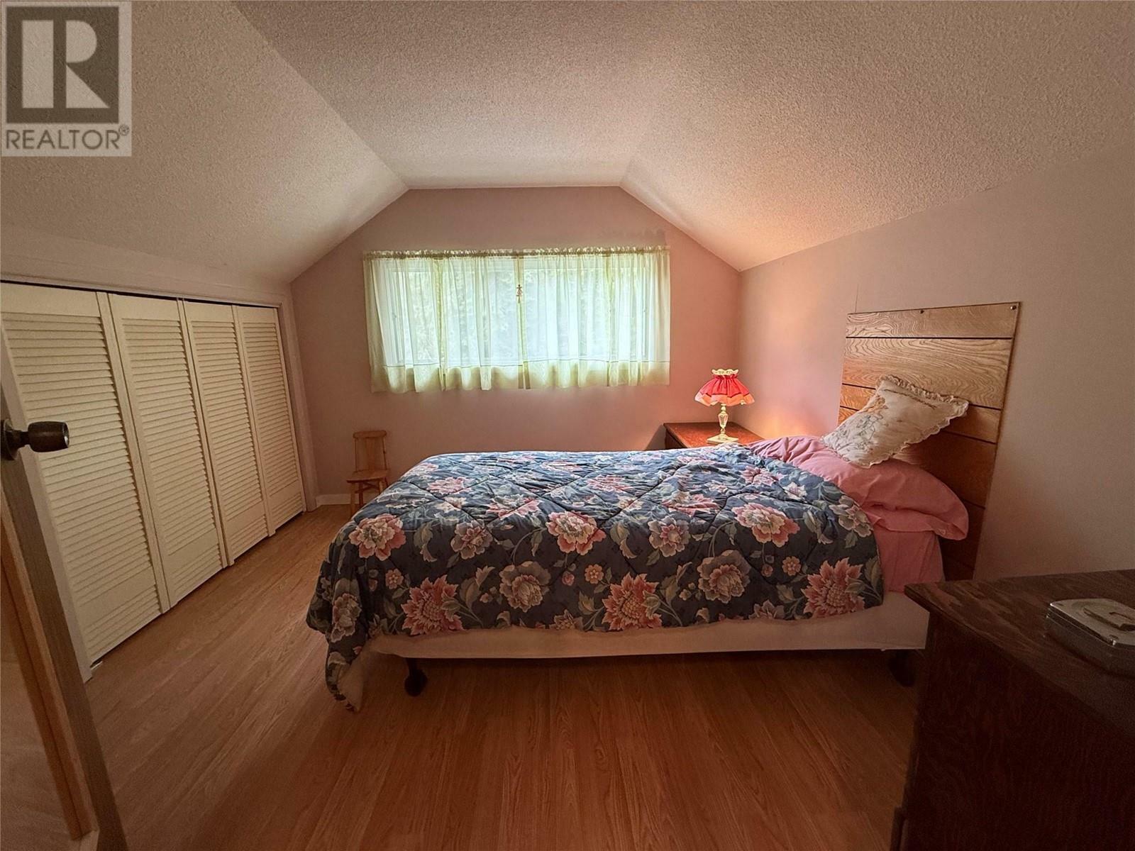 WINLAW, British Columbia, V0G 2J0, CA, 4 Bedrooms Bedrooms, ,1 BathroomBathrooms,Residential,For Sale,1837554