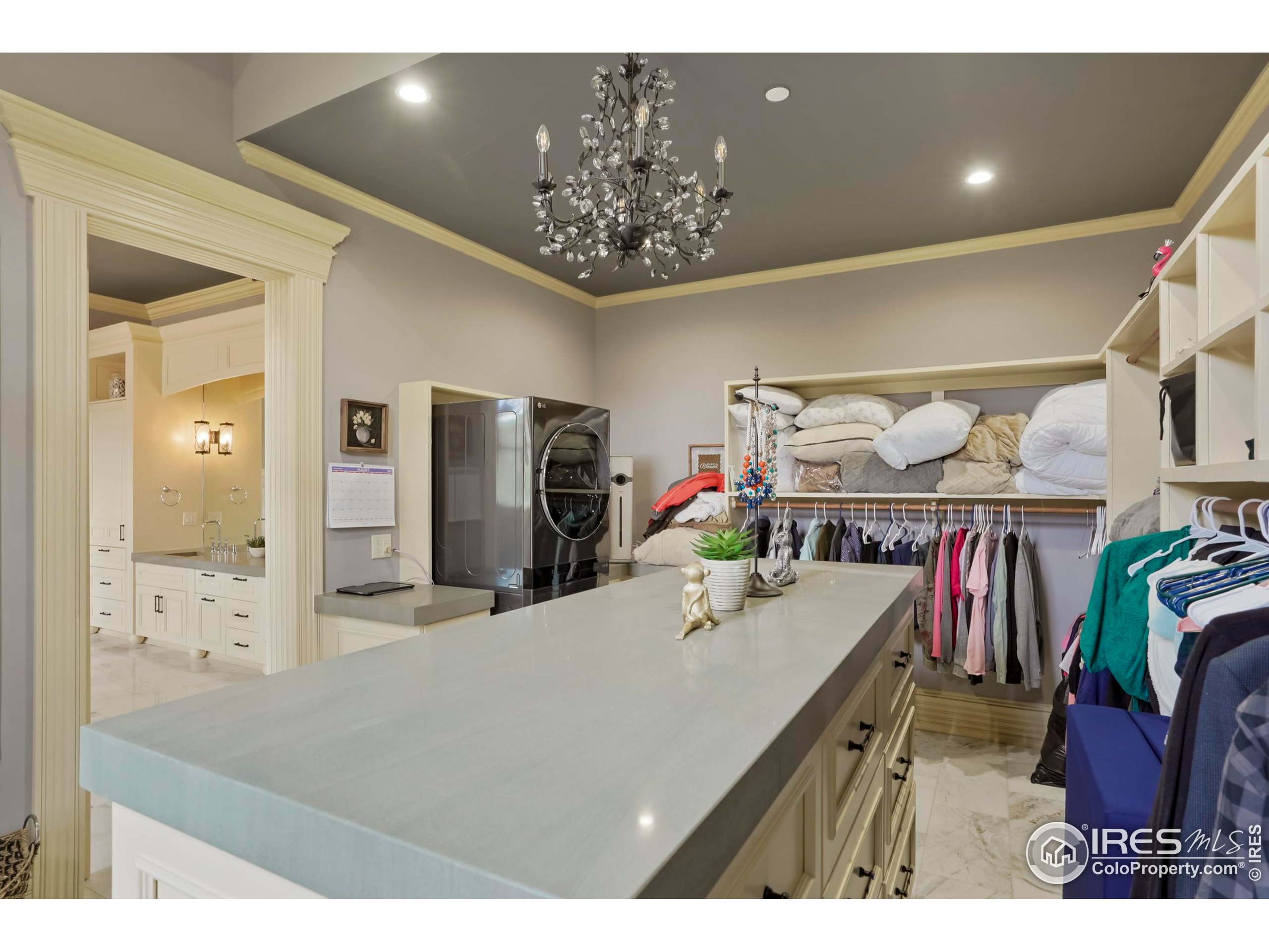 Estes Park, Colorado, 80517, United States, 6 Bedrooms Bedrooms, ,4 BathroomsBathrooms,Residential,For Sale,1895993