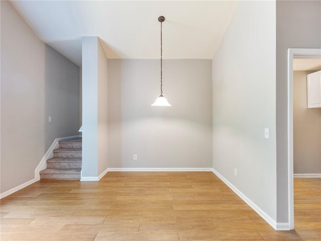 Flowery Branch, Georgia, 30542, United States, 4 Bedrooms Bedrooms, ,5 BathroomsBathrooms,Residential,For Sale,1840900