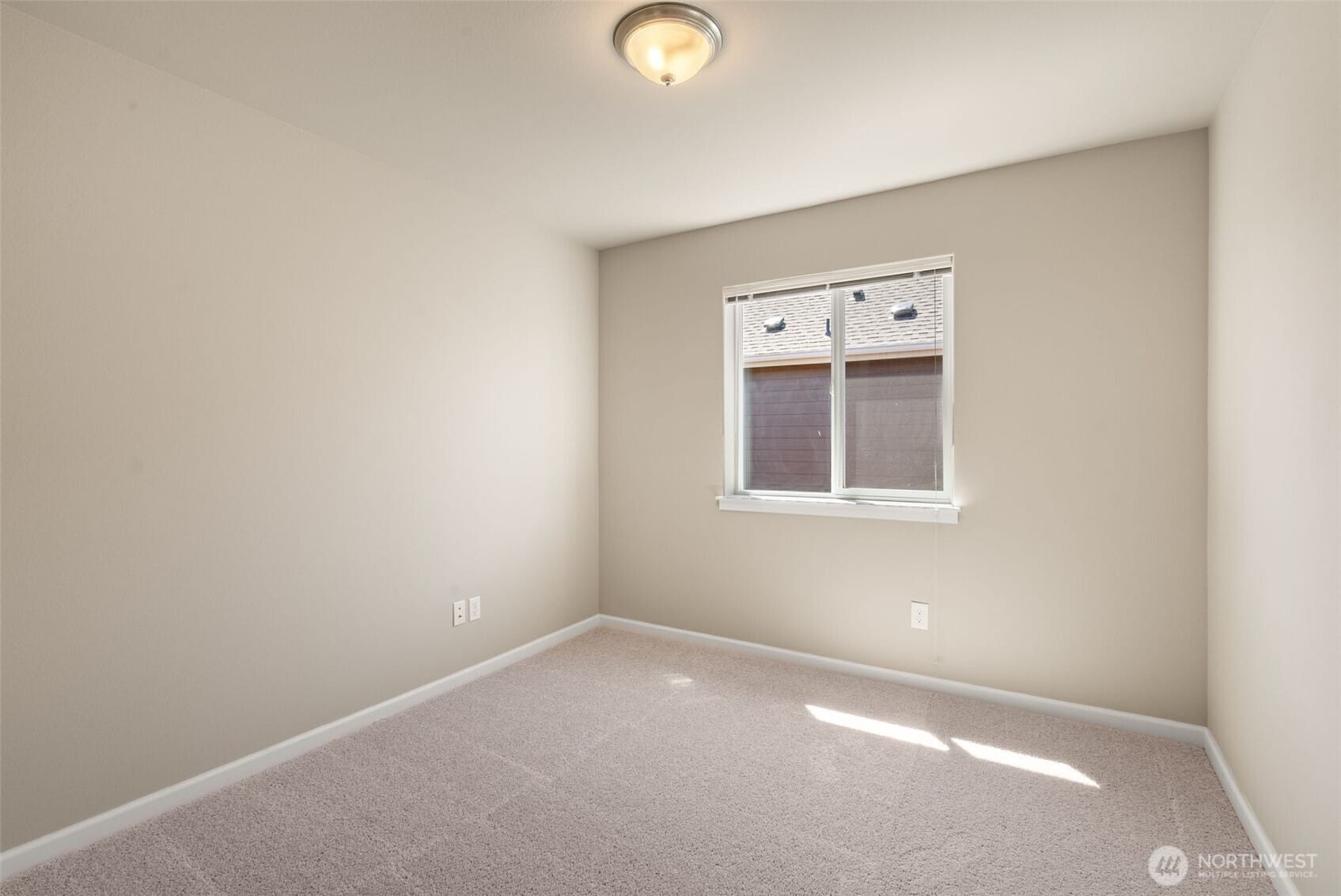 Puyallup, Washington, 98374, United States, 4 Bedrooms Bedrooms, ,3 BathroomsBathrooms,Residential,For Sale,1903446