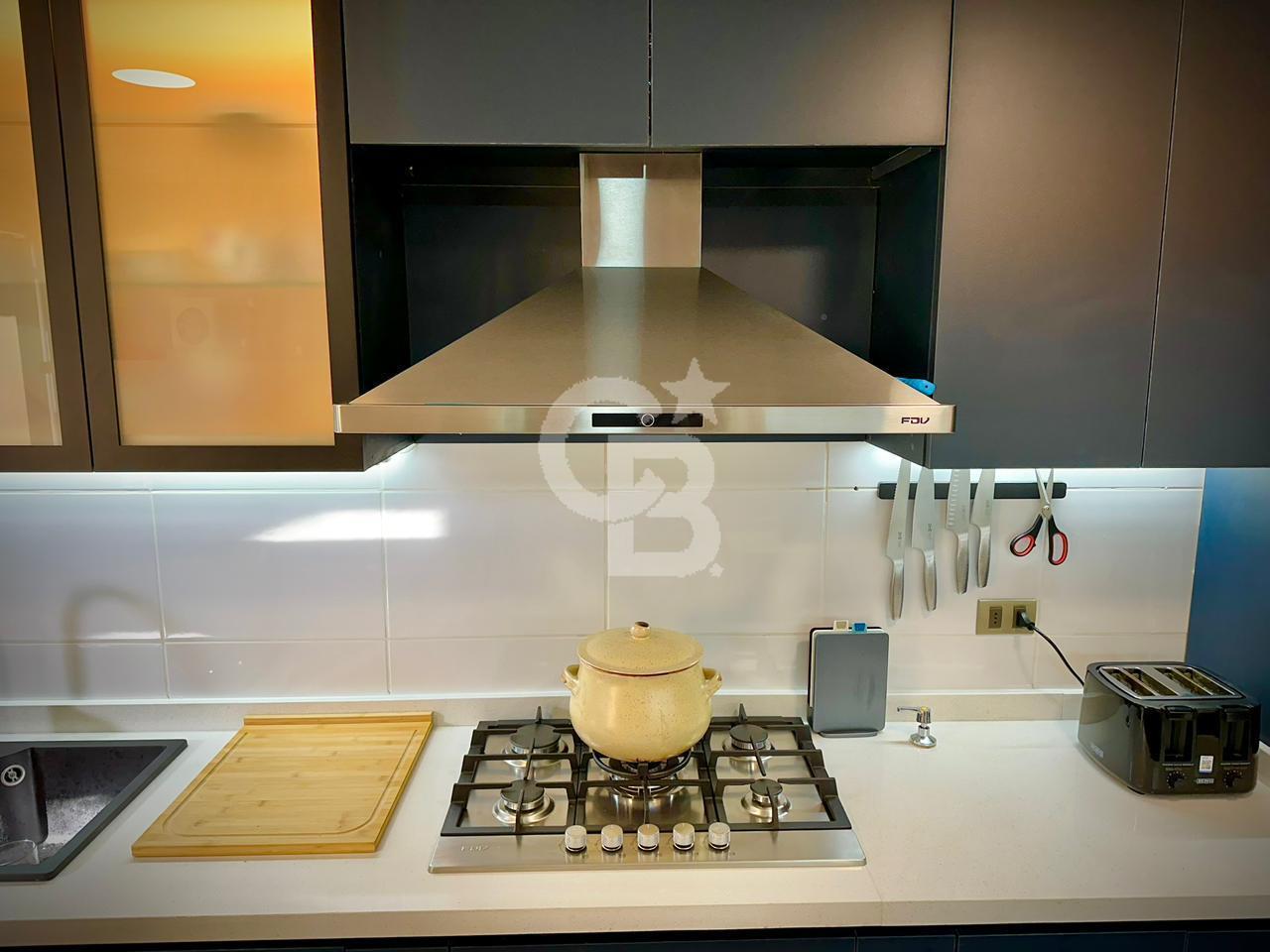 Lo Barnechea, Chile, 5 Bedrooms Bedrooms, ,5 BathroomsBathrooms,Residential,For Sale,1986554