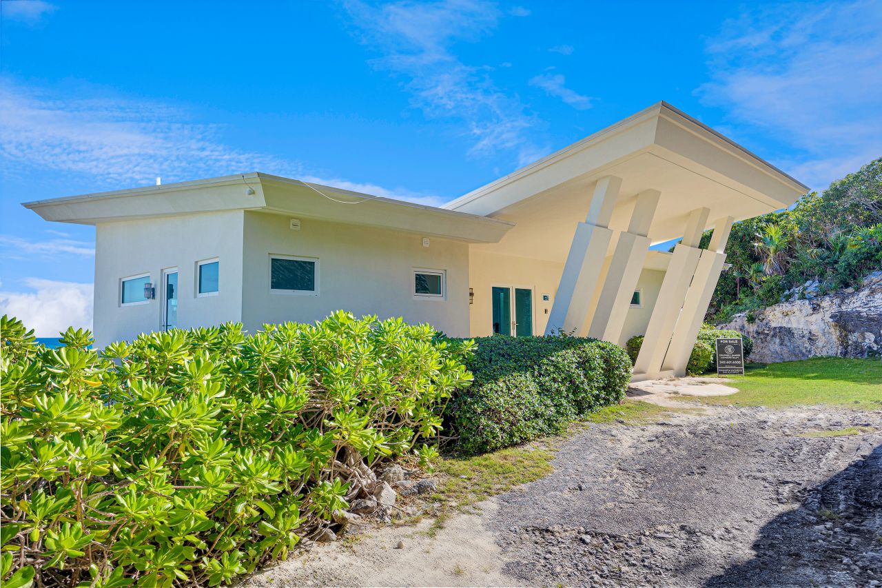 Governors Harbour, Eleuthera, BS, 4 Bedrooms Bedrooms, ,4 BathroomsBathrooms,Residential,For Sale,1991339