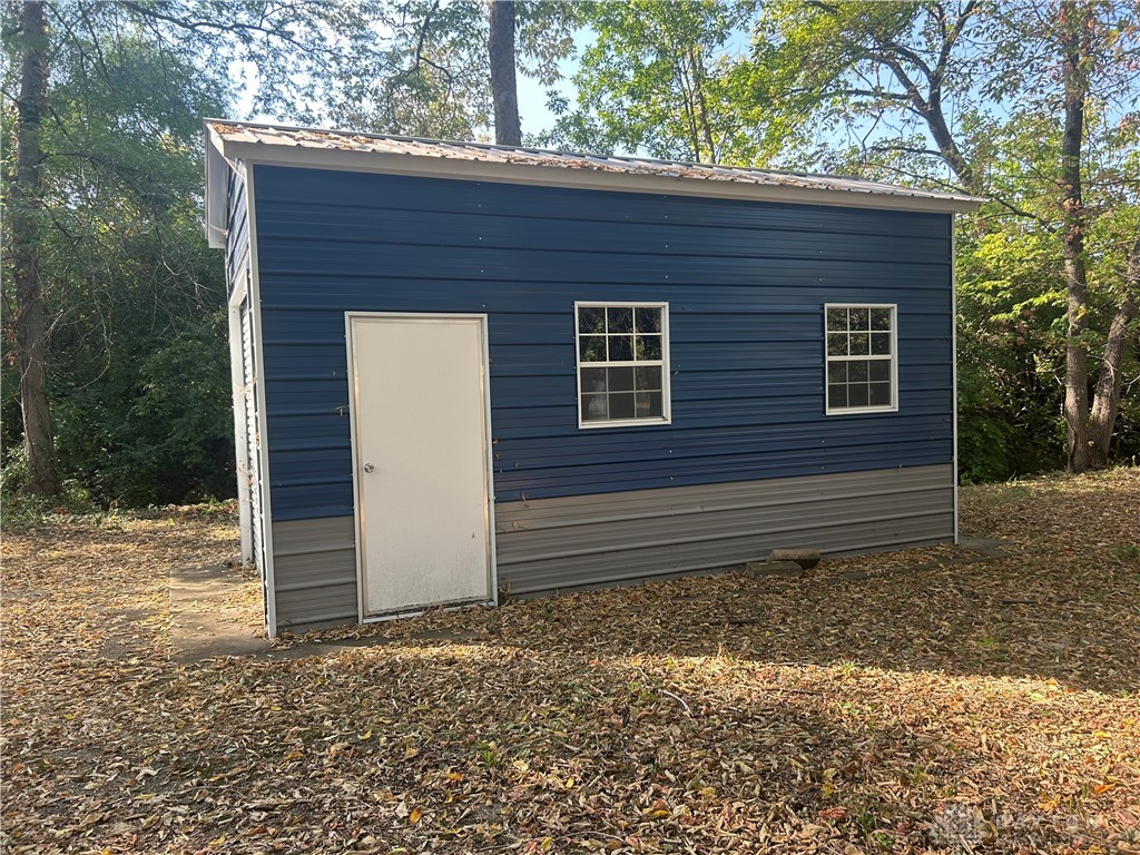 Brookville, Ohio, 45309, United States, 3 Bedrooms Bedrooms, ,4 BathroomsBathrooms,Residential,For Sale,1995742